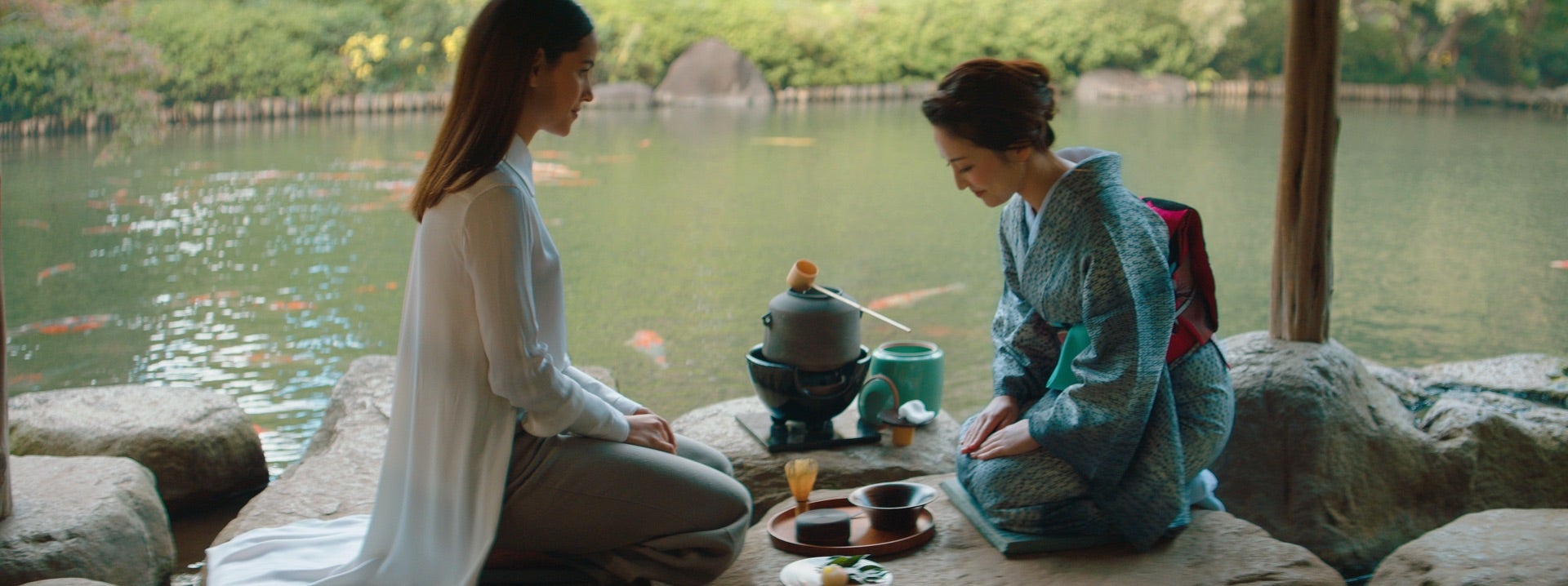 Adria Arjona     Autor: Hunter & Gatti pro Armani Beauty