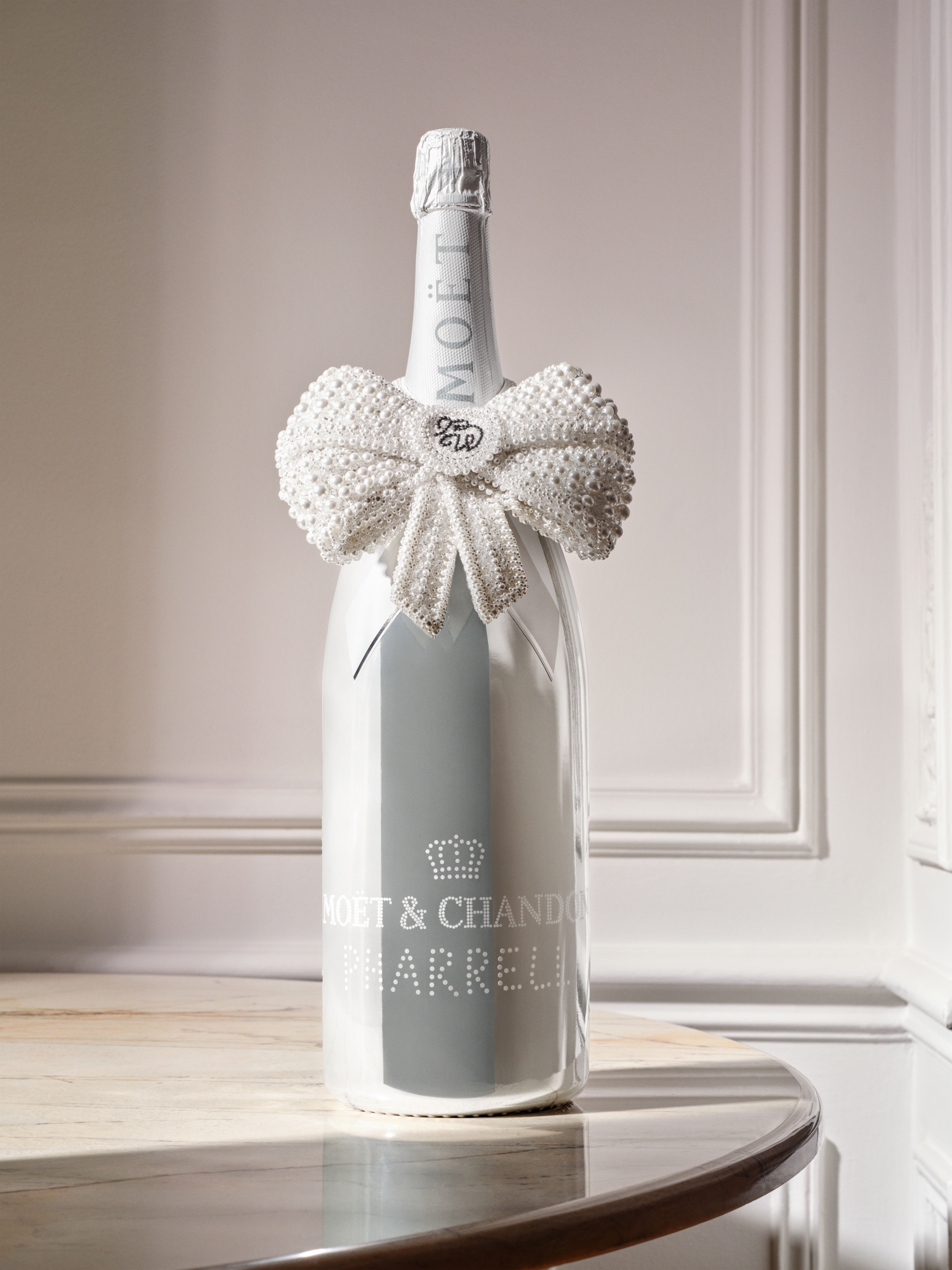 Moet Chandon Pharrell Williams Limited Edition - Jewel Masterpiece Moet Chandon Pharrell Williams Limited Edition - Jewel Masterpiece