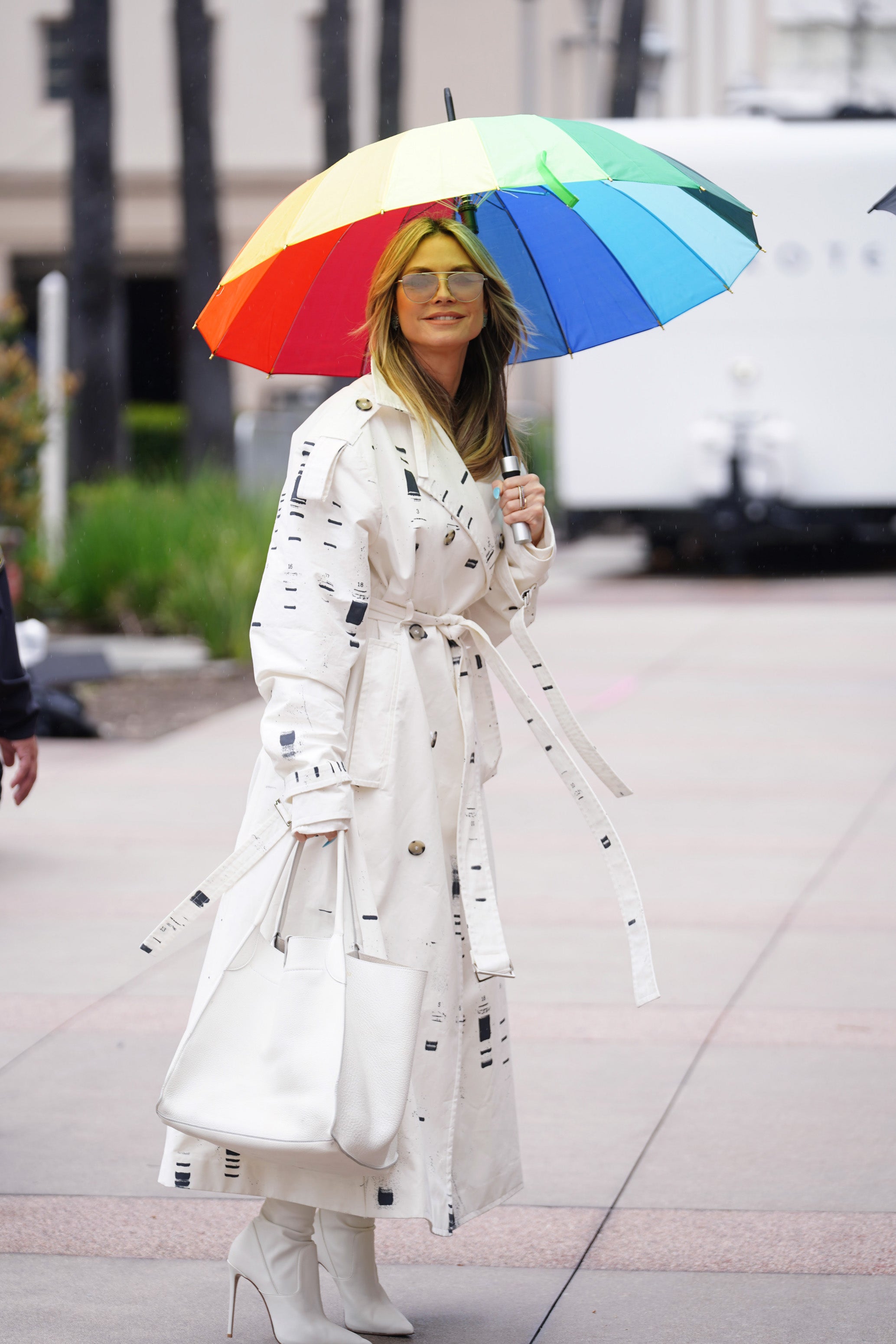 Až naprší a uschne. Pořiďte si na jaro nový stylový deštník