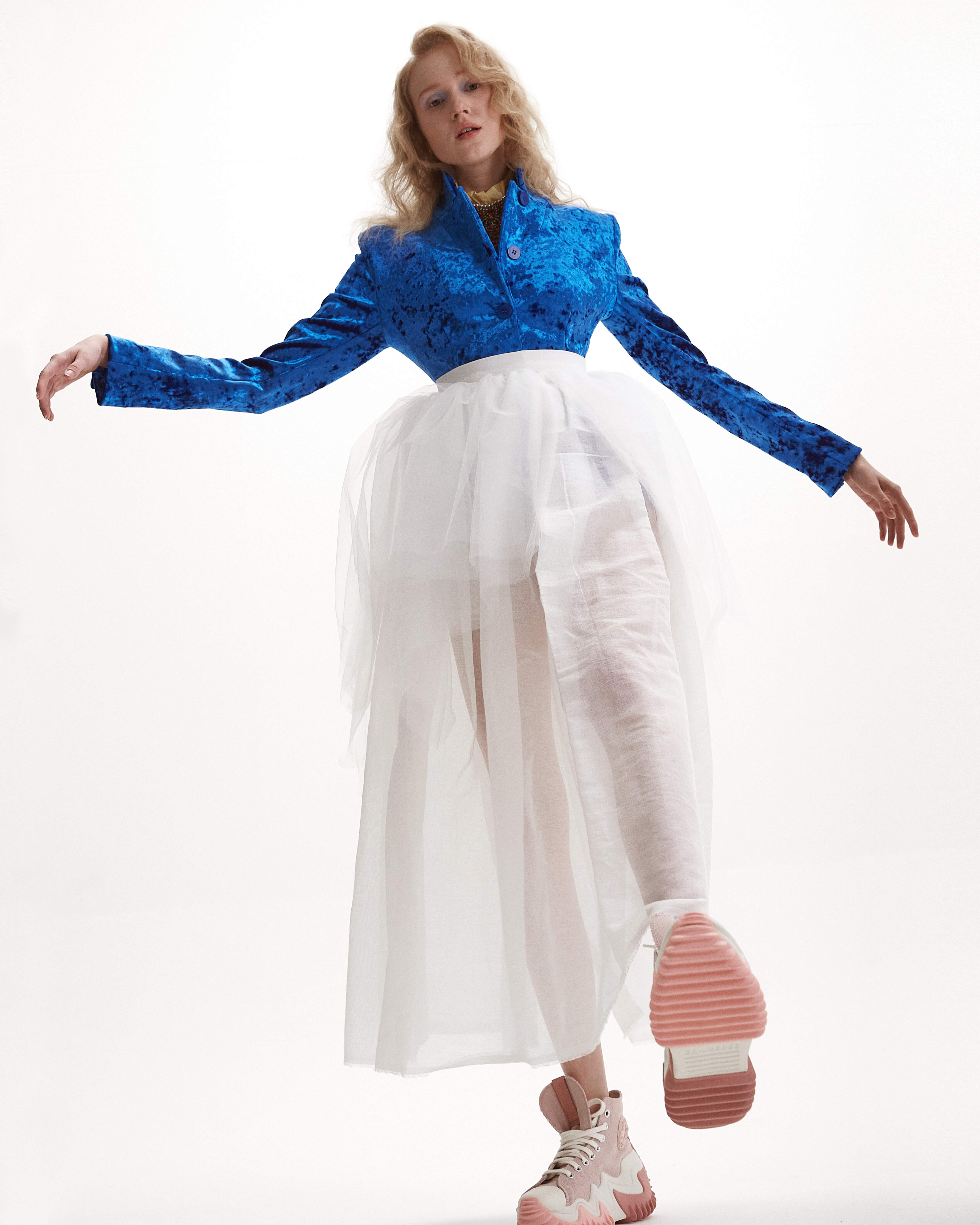 Autor: Alexander Bel Autor: Alexander Bel