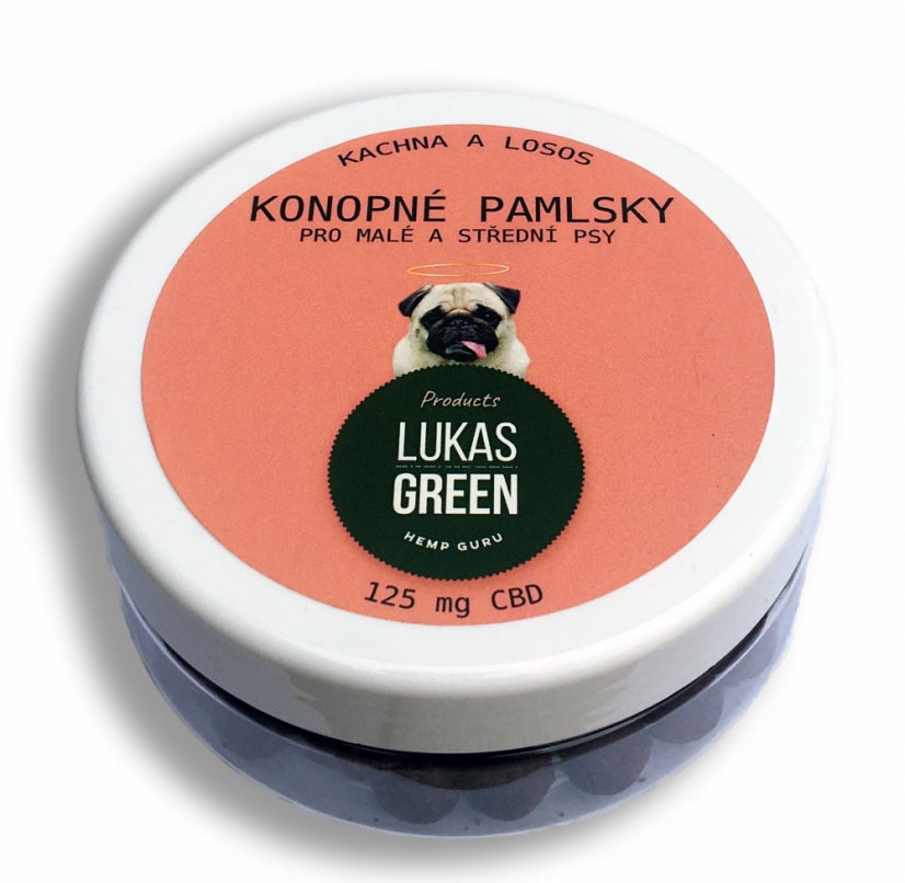 Pamlsky z lososa a kachního masa s přidaným konopným olejem, Lukas Green, 299 Kč Autor: Courtesy of Lukas Green