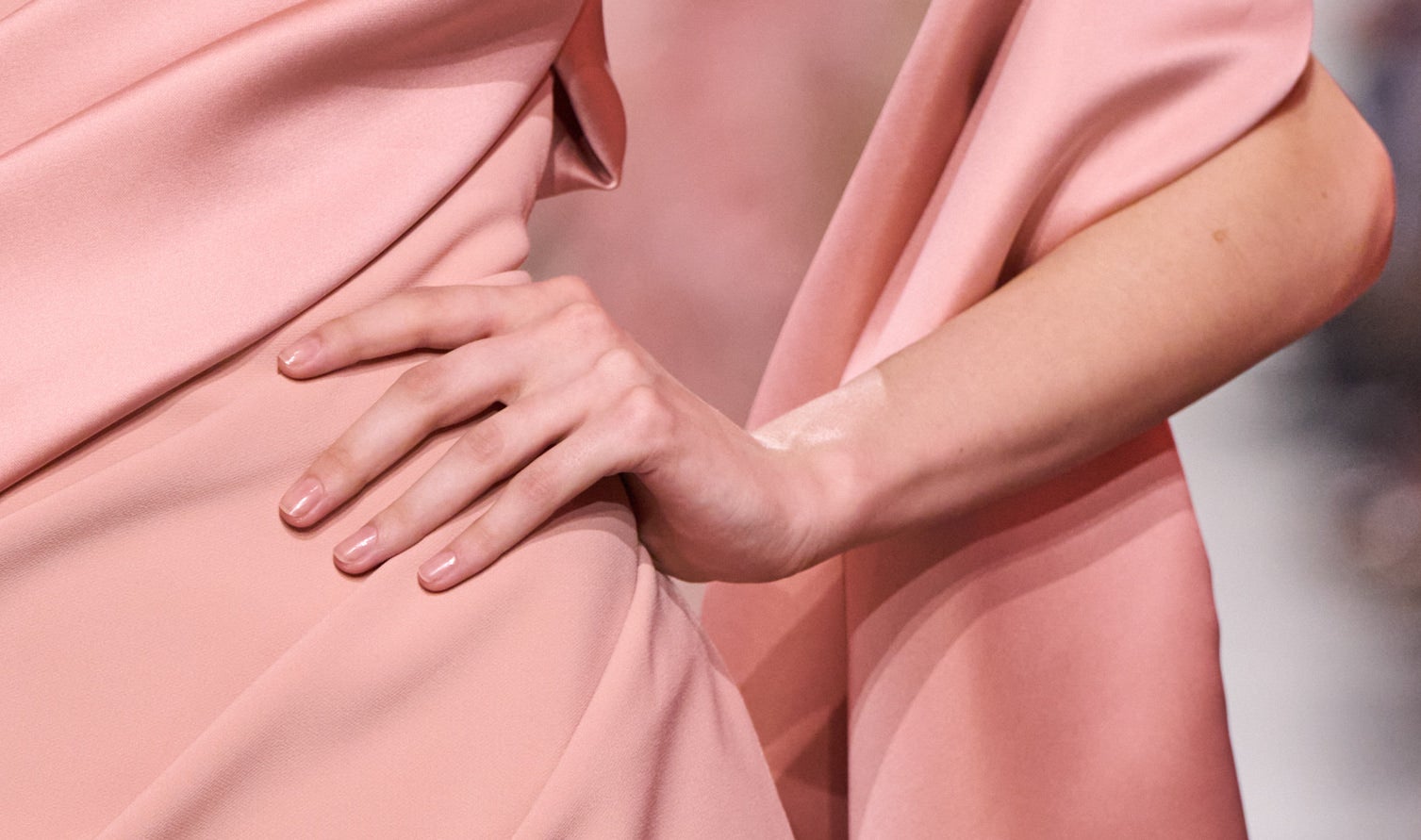 Řekněte sbohem dlouhým nehtům. Tohle je nový trend roku 2025