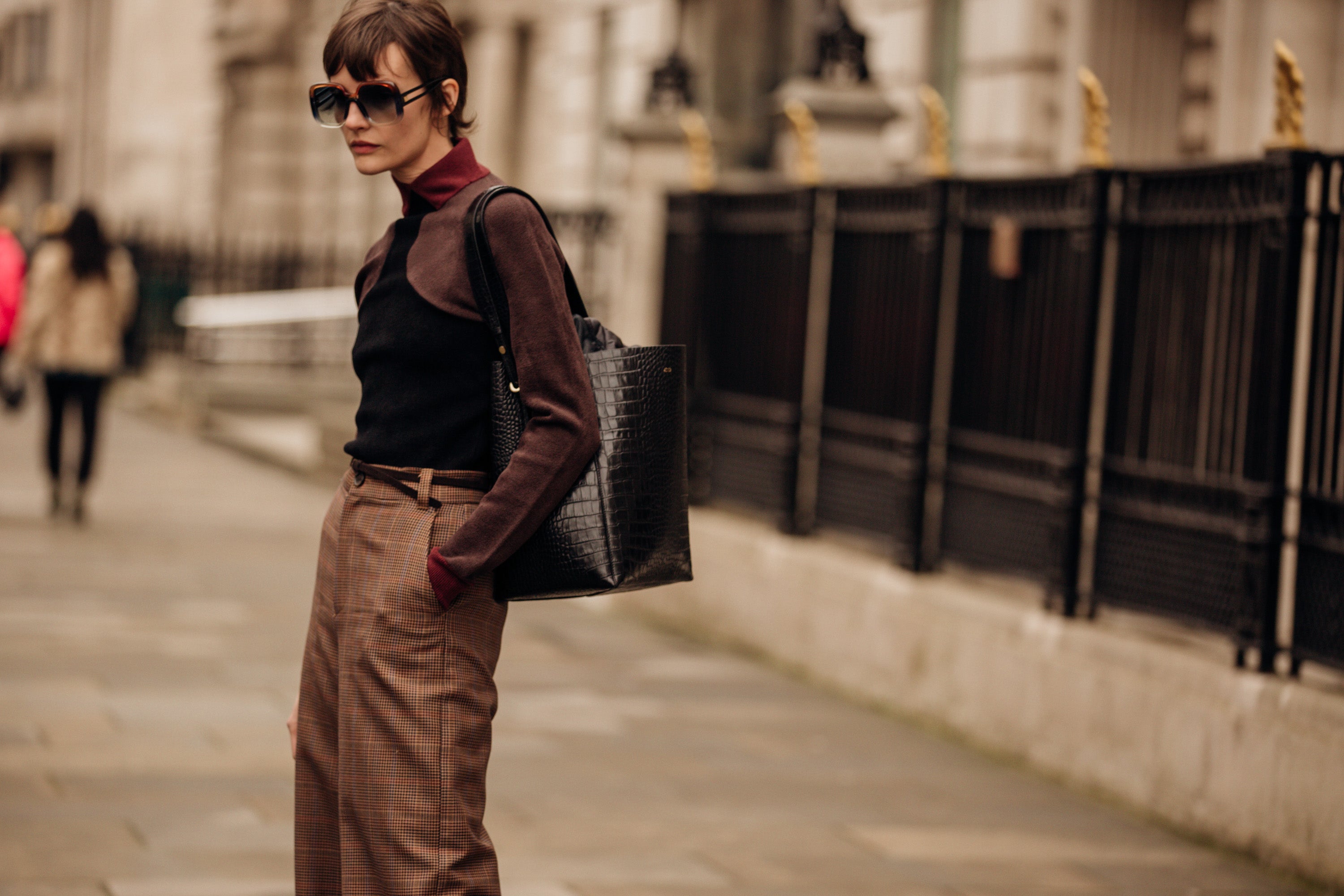 Progresivní street style z londýnského fashion weeku