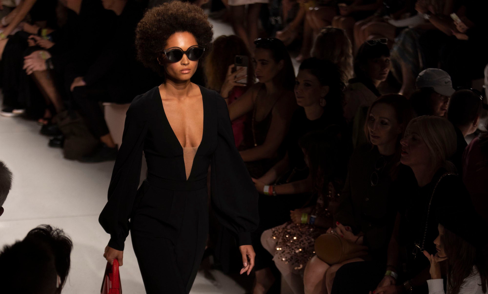 Ano, jde to. Česko-slovenské návrhářky zazářily na středoevropském fashion weeku