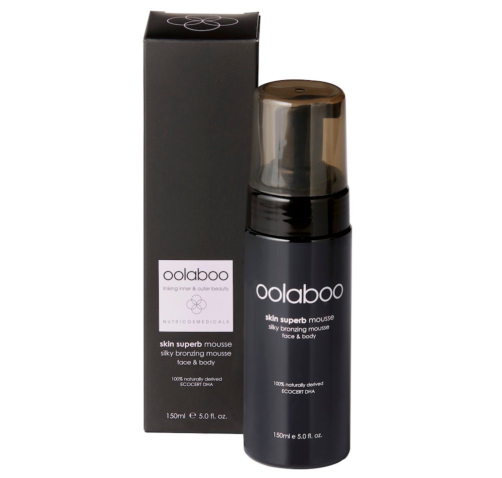 Samoopalovací veganská pěna na obličej a tělo Skin Superb Silky Bronzing Mouse, OOLABOO, 1250 Kč