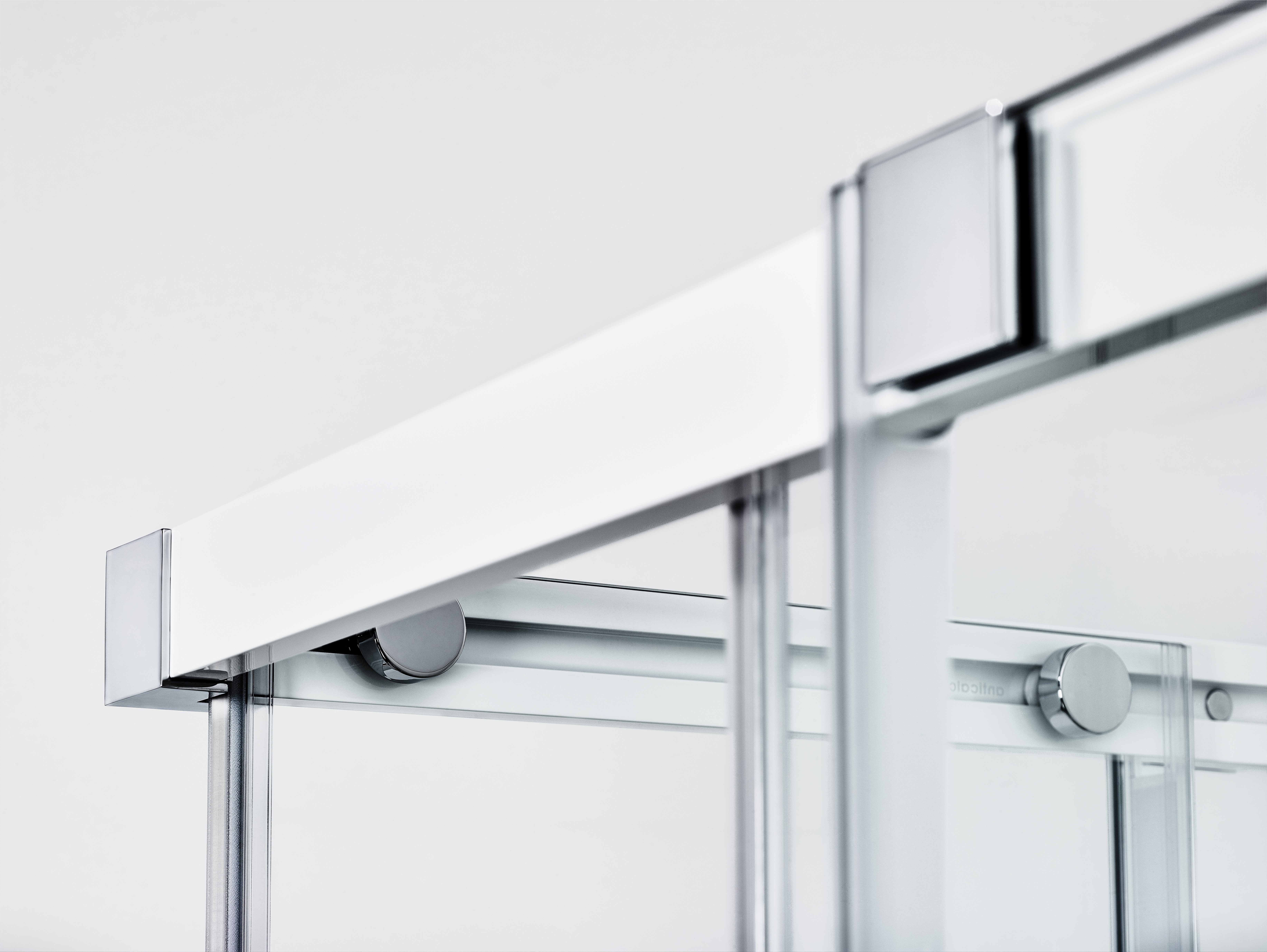 Autor: Ravak Autor: Ravak