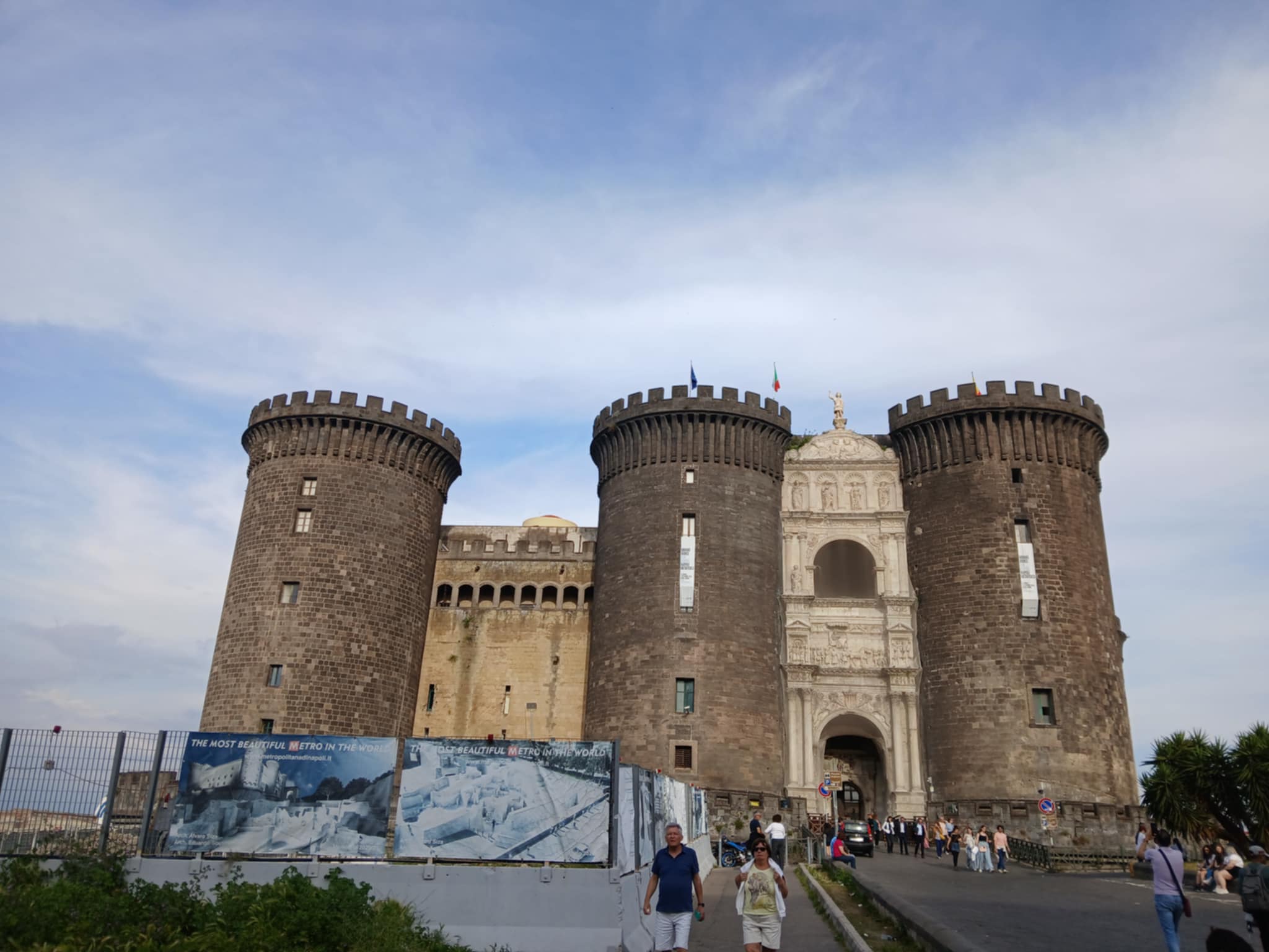 Neapol, Castel Nuovo