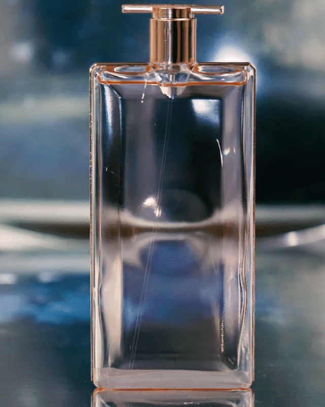 Autor: Martin Štembera | @flashfaker