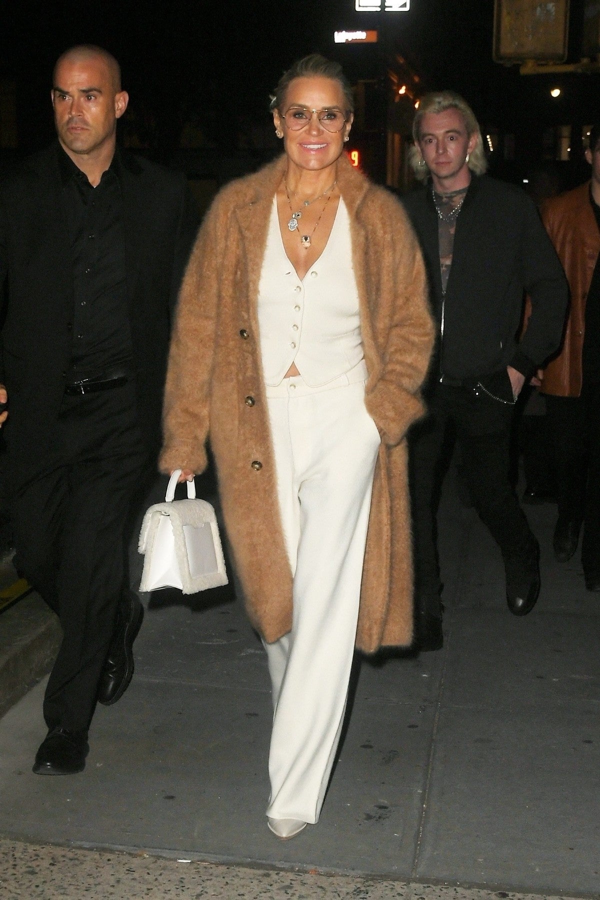 Yolanda Hadid na party Guest in Residence v Soho, říjen 2023