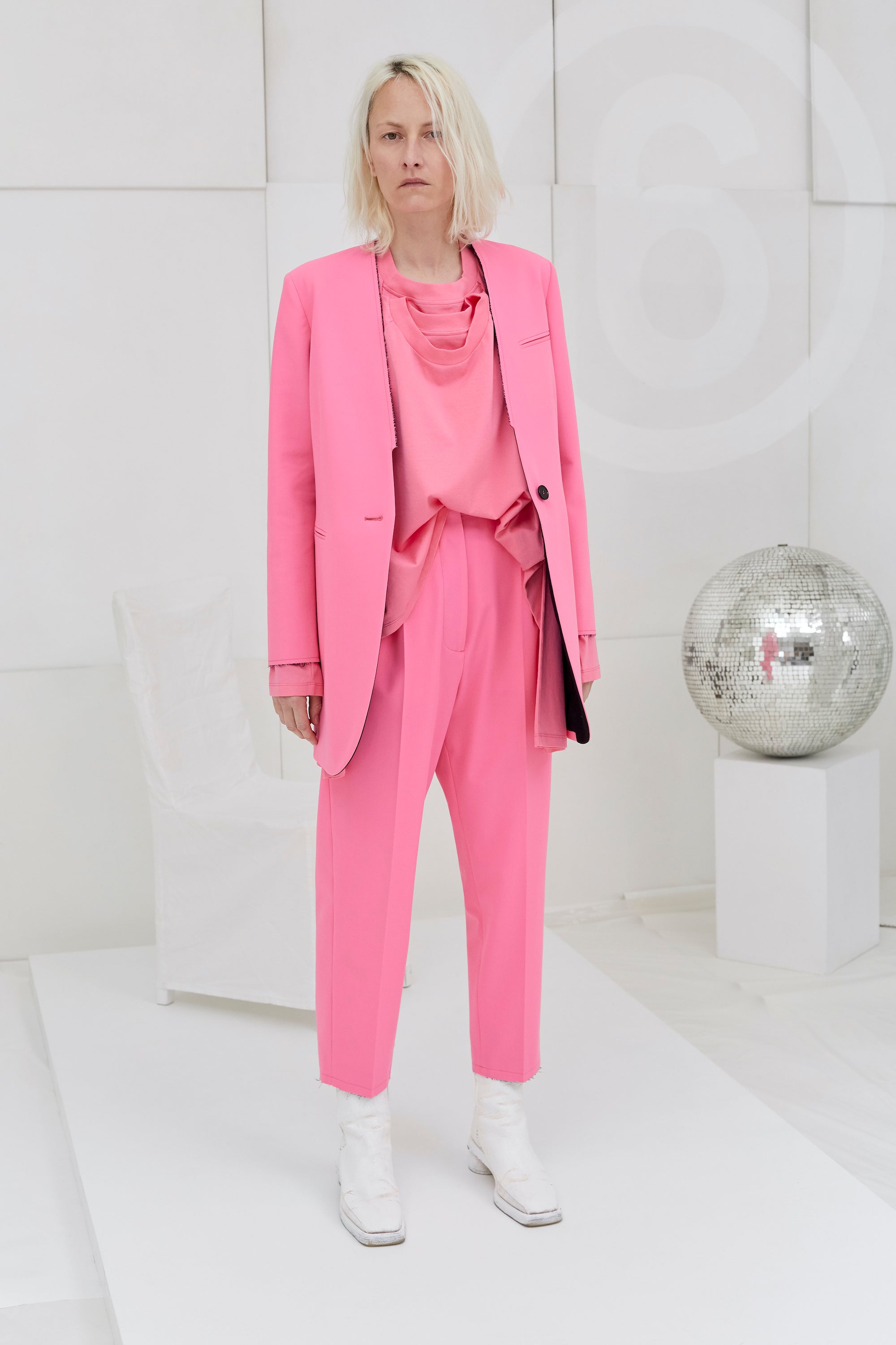 Růžový kalhotový kostým, MM6 Maison Margiela