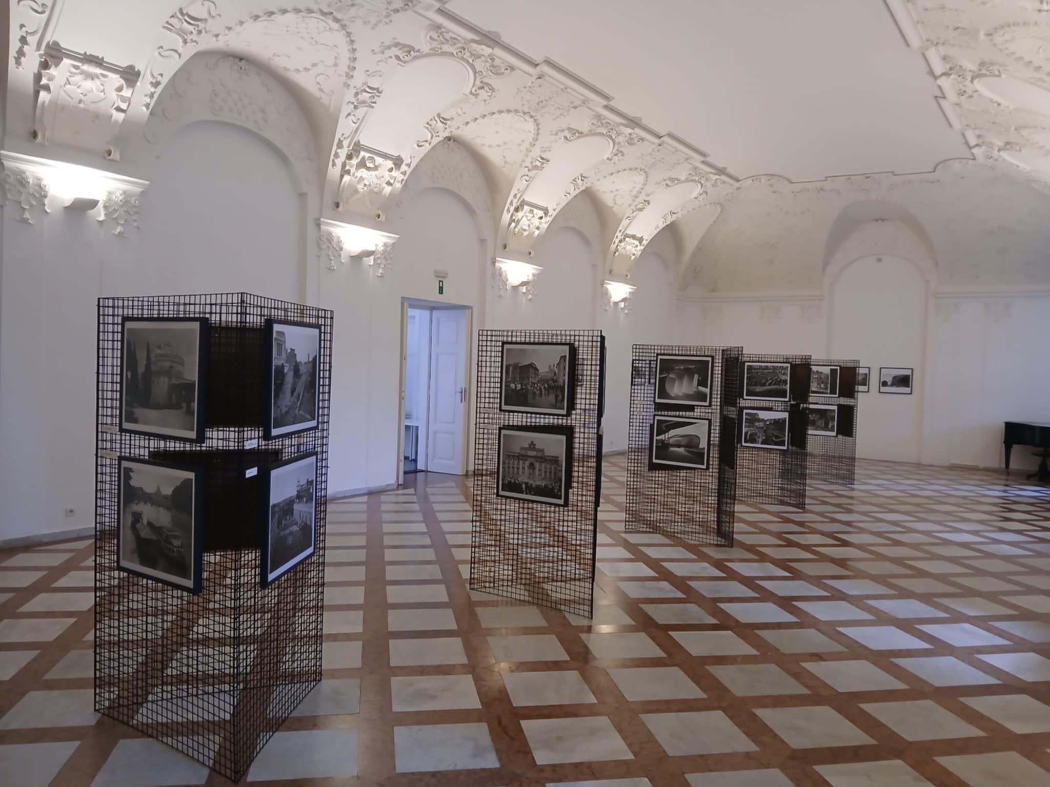 Fotografie Říma od Gabriele Basilica se vystavují v Brně