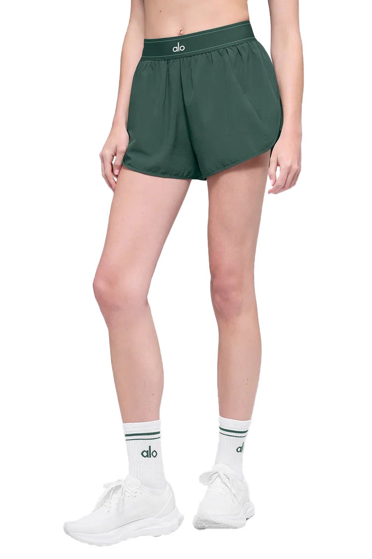 Šortky Match Point, ALO YOGA, 2 100 Kč