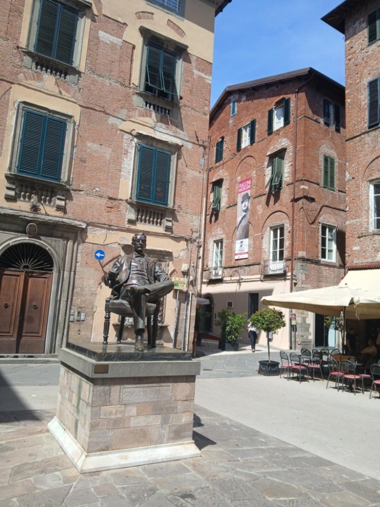 Lucca, socha Pucciniho