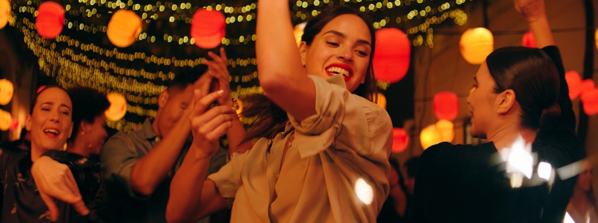 Adria Arjona     Autor: Hunter & Gatti pro Armani Beauty