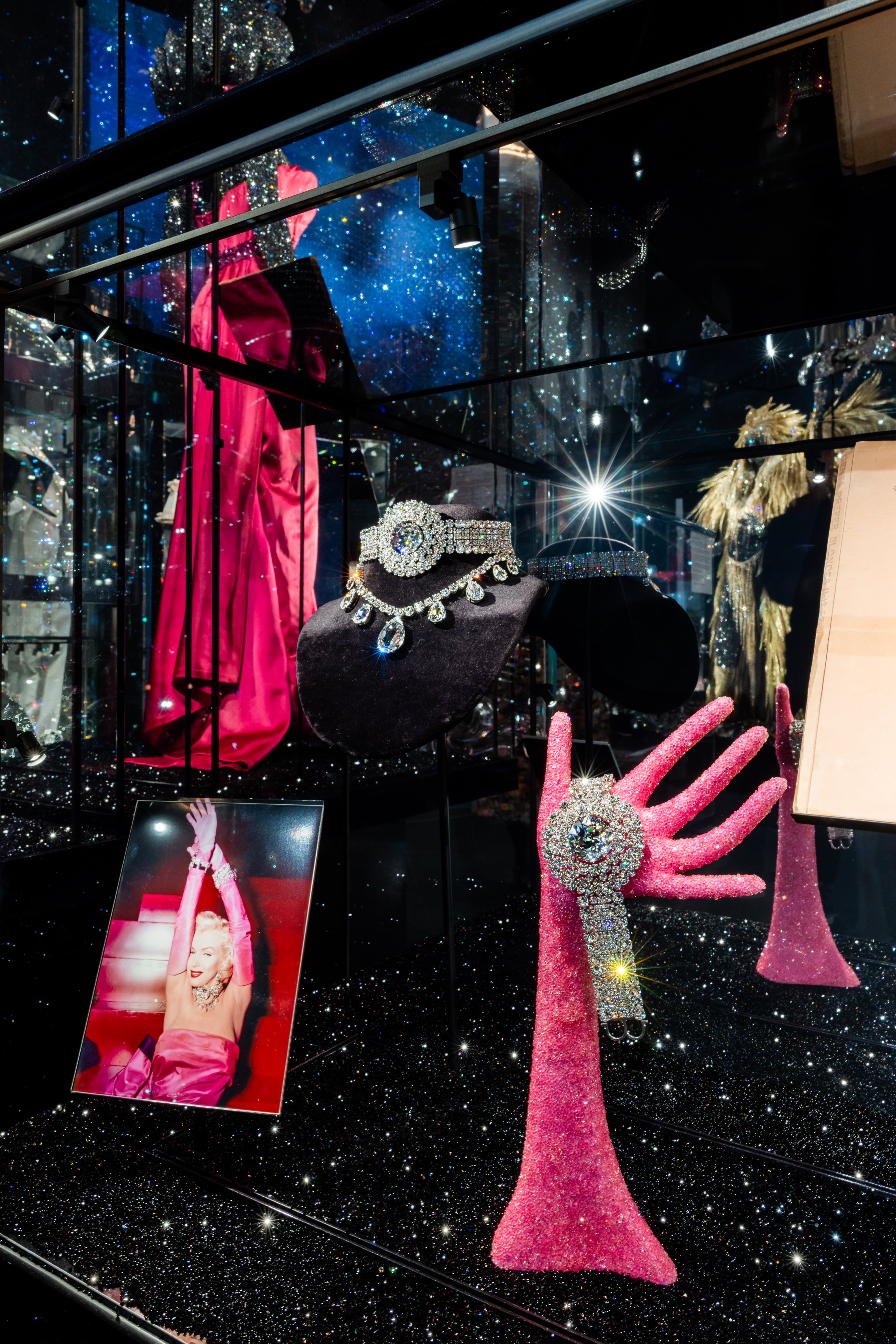 Výstava „Marilyn potkává Monroe“