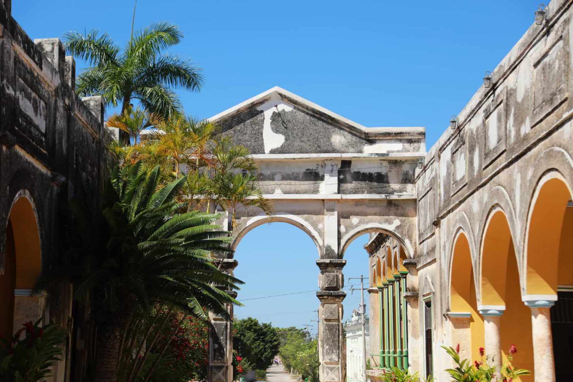 Hacienda Yaxcopoil, vstupní brána