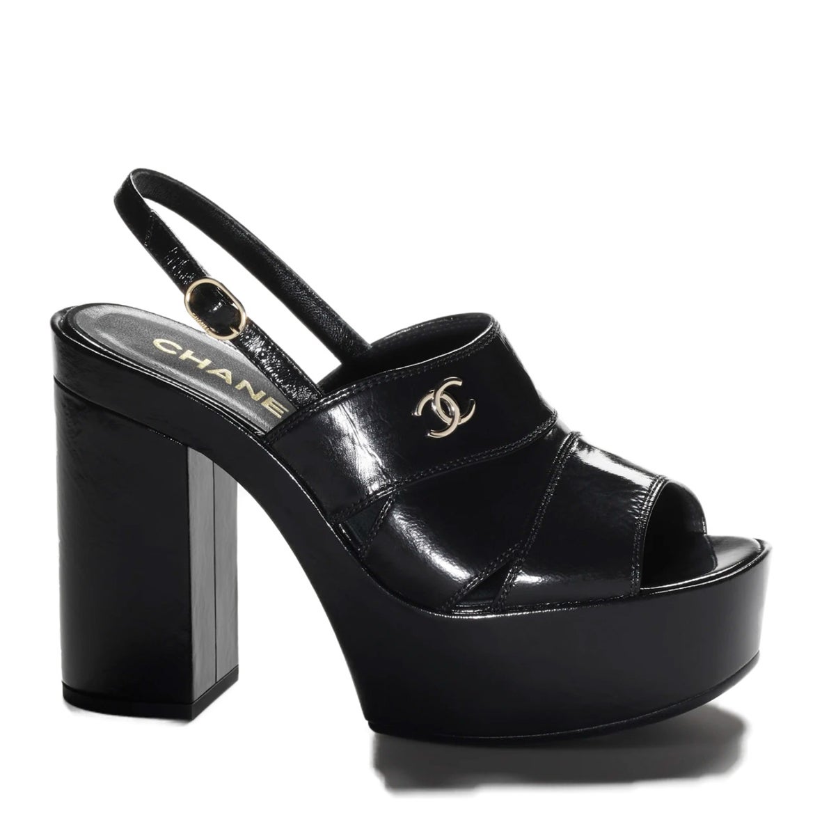 Sandály na platformě s černé jehněčí kůže, CHANEL, prodává Chanel, 32 700 Kč