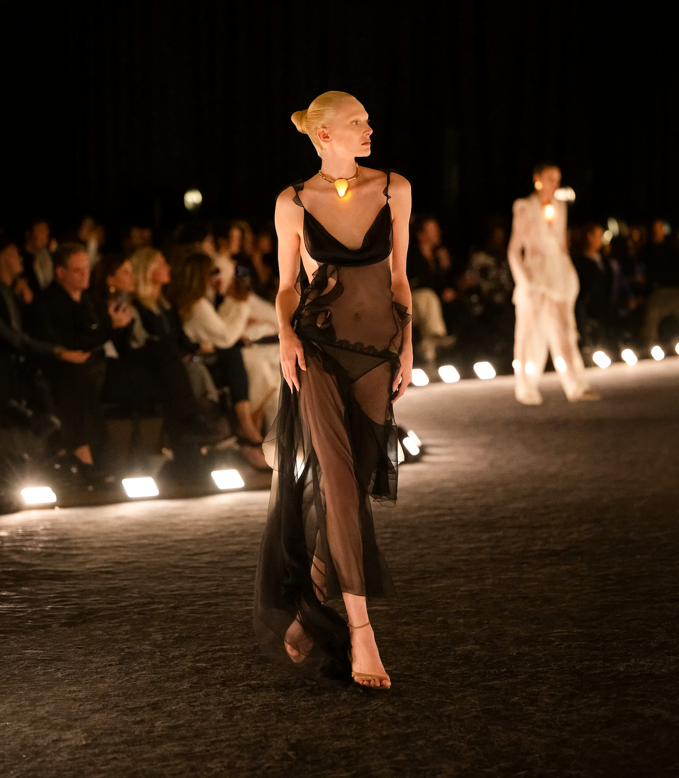 Malé černé jsou znovu v hlavní roli. Jaký střih zvolit letos v létě