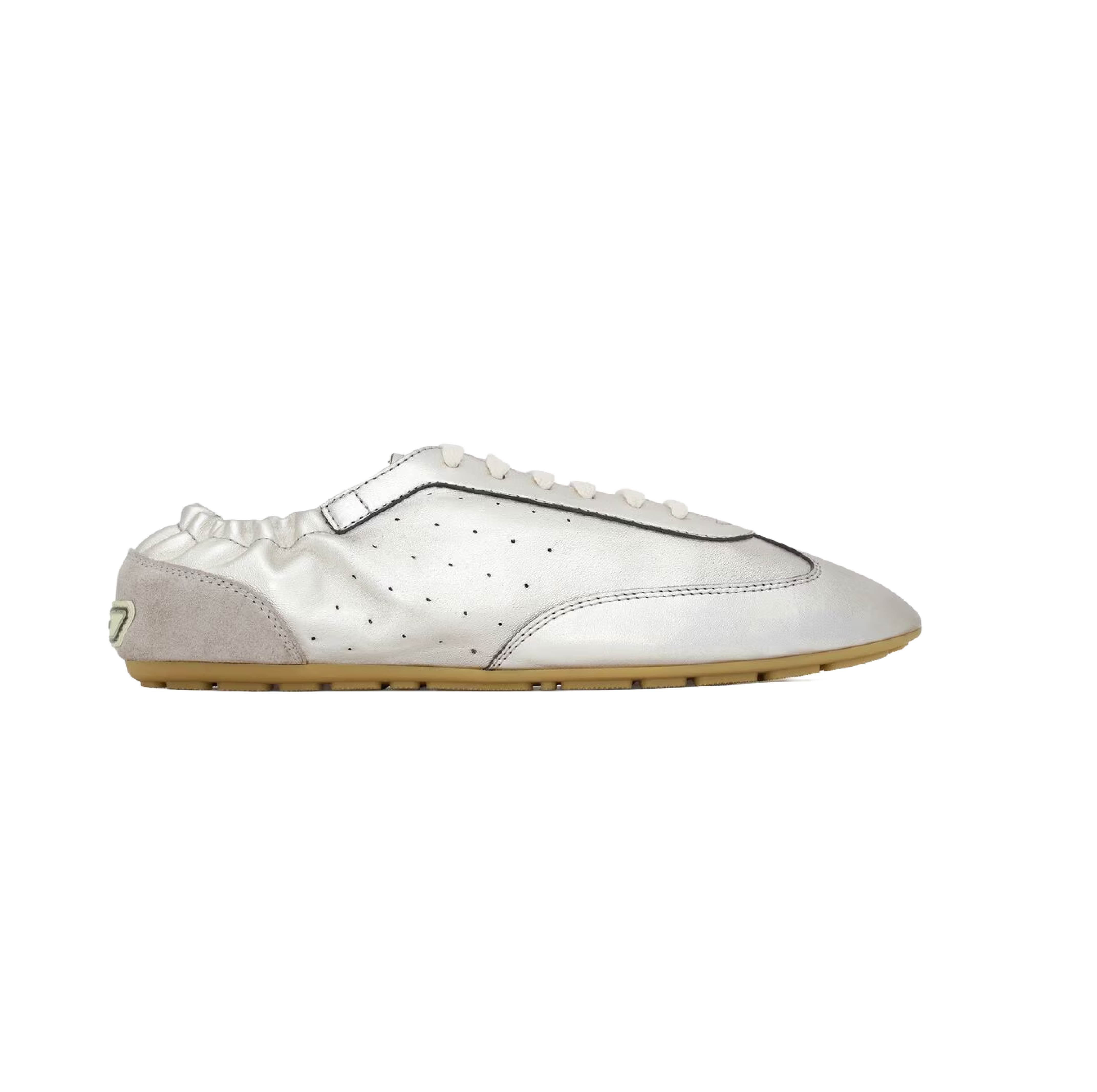Tenisky Lewis z metalické kůže a semiše, SAINT LAURENT, 690 €