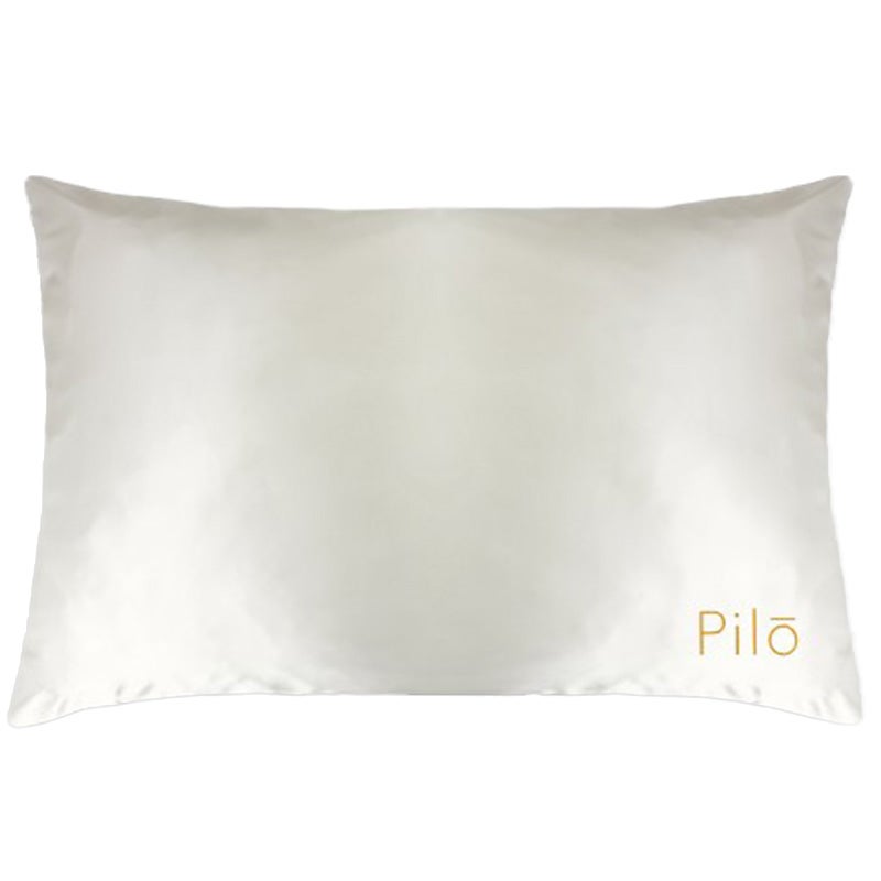 Hedvábný povlak na polštář, PILO, prodává Fann, 1999 Kč