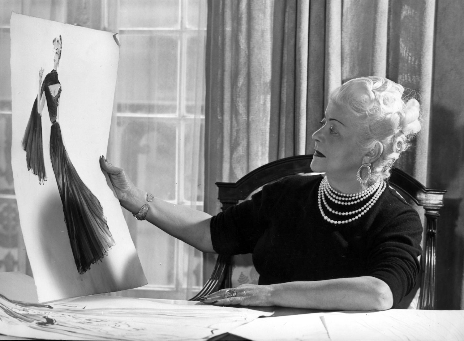 Nina Ricci. Vizionářka slavných parfémů a módy vedla tajuplný život