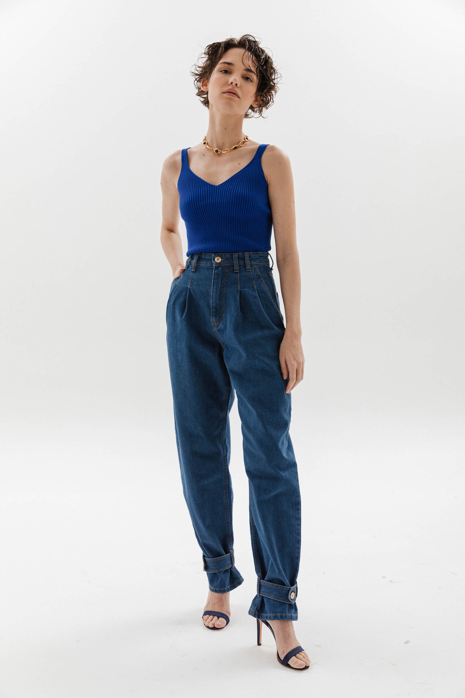 Kolekce 2022, AISENBERG