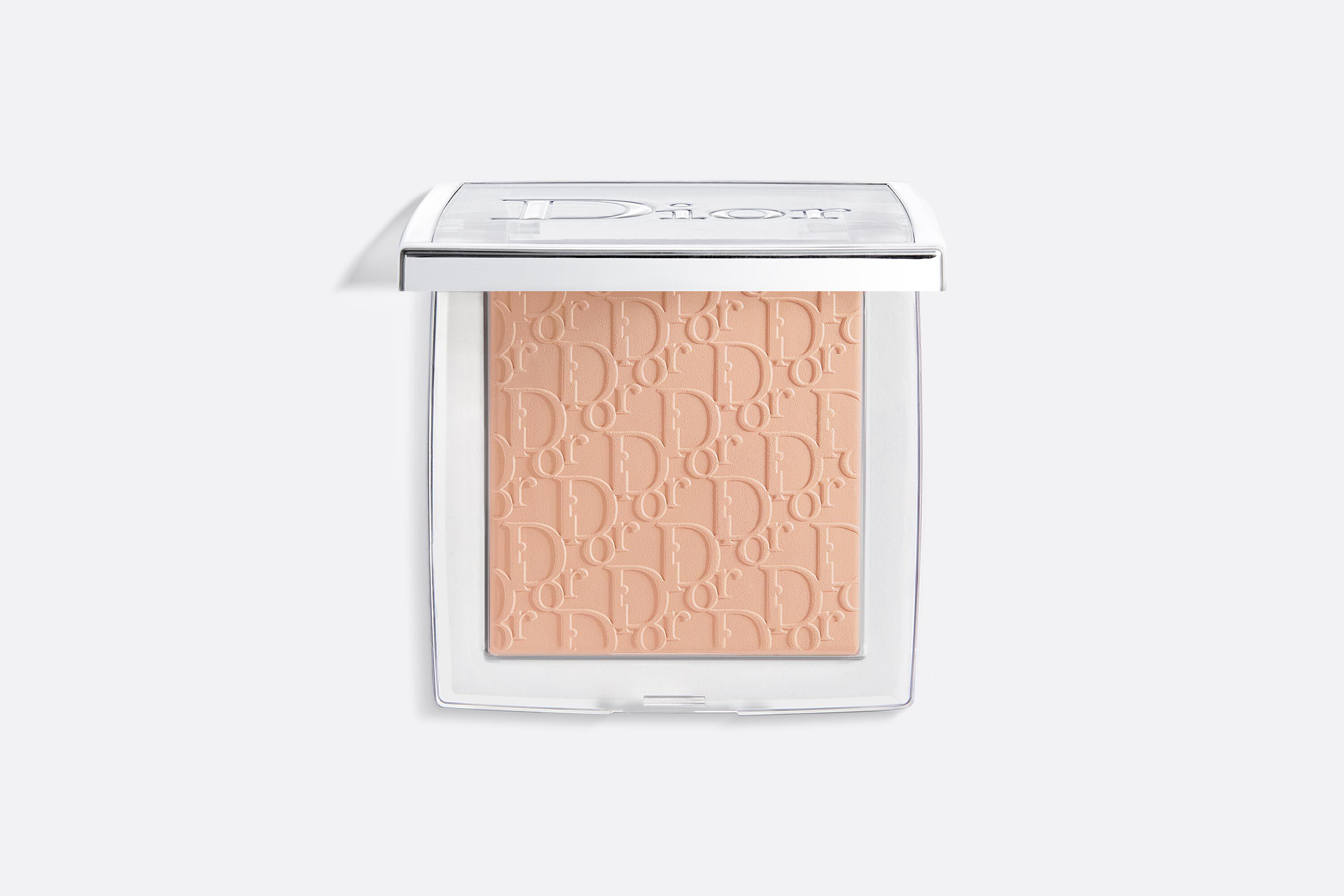 Kompaktní pudr Dior Backstage Face & Body Powder-No-Powder, DIOR, prodává Sephora, 1170 Kč