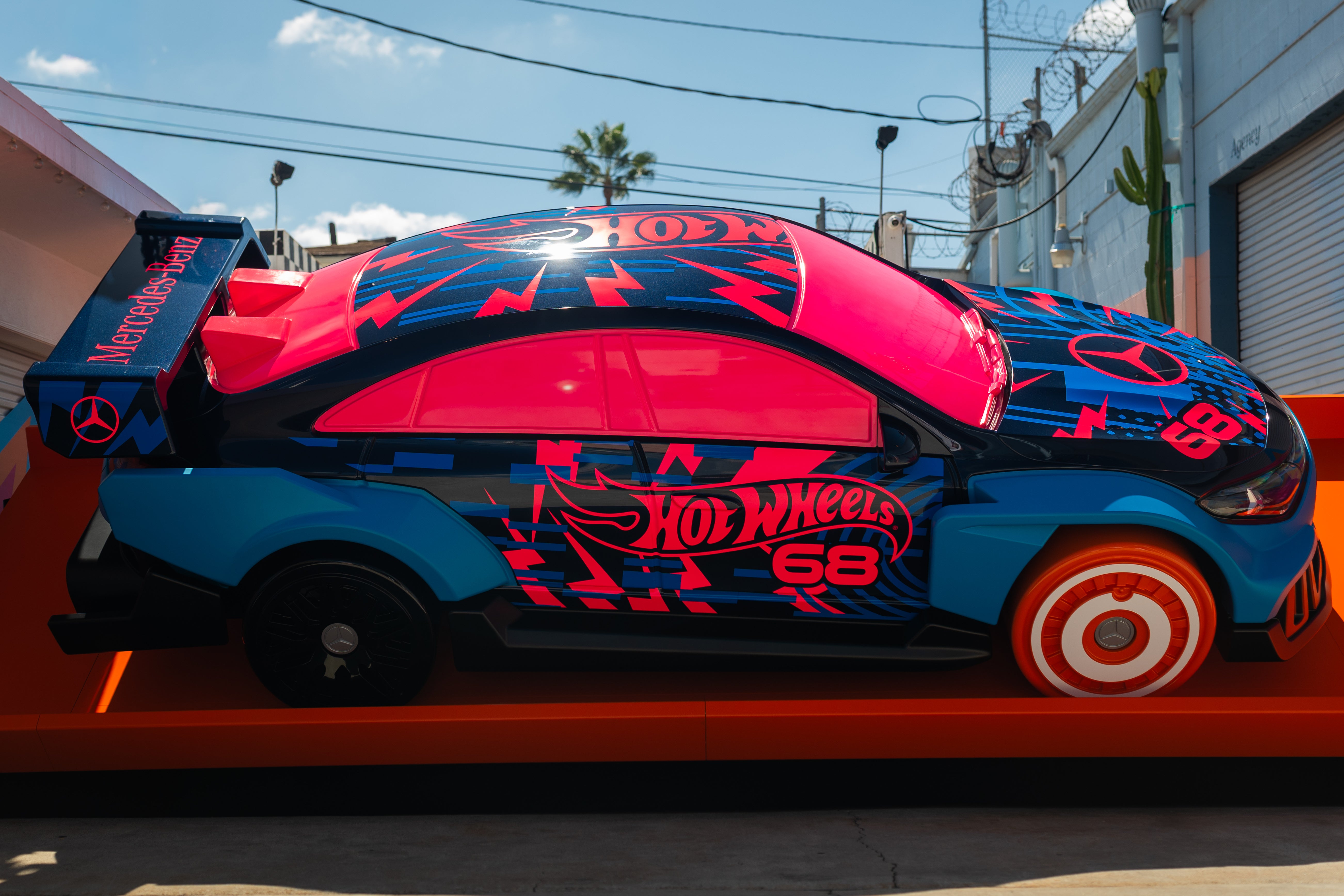 Mercedes–Benz Studio Mánes