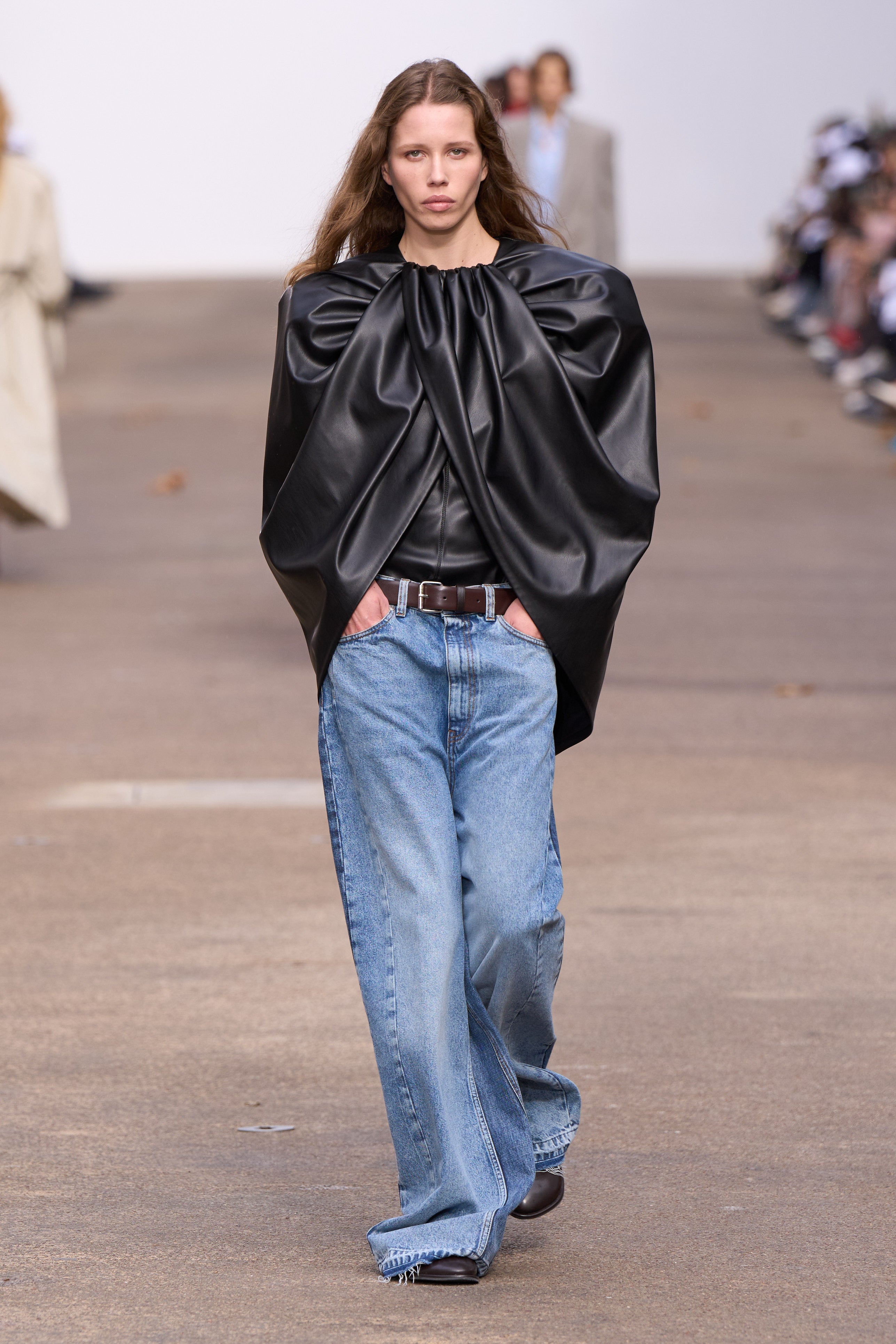 Kolekce jaro - léto 2025, STELLA MCCARTNEY