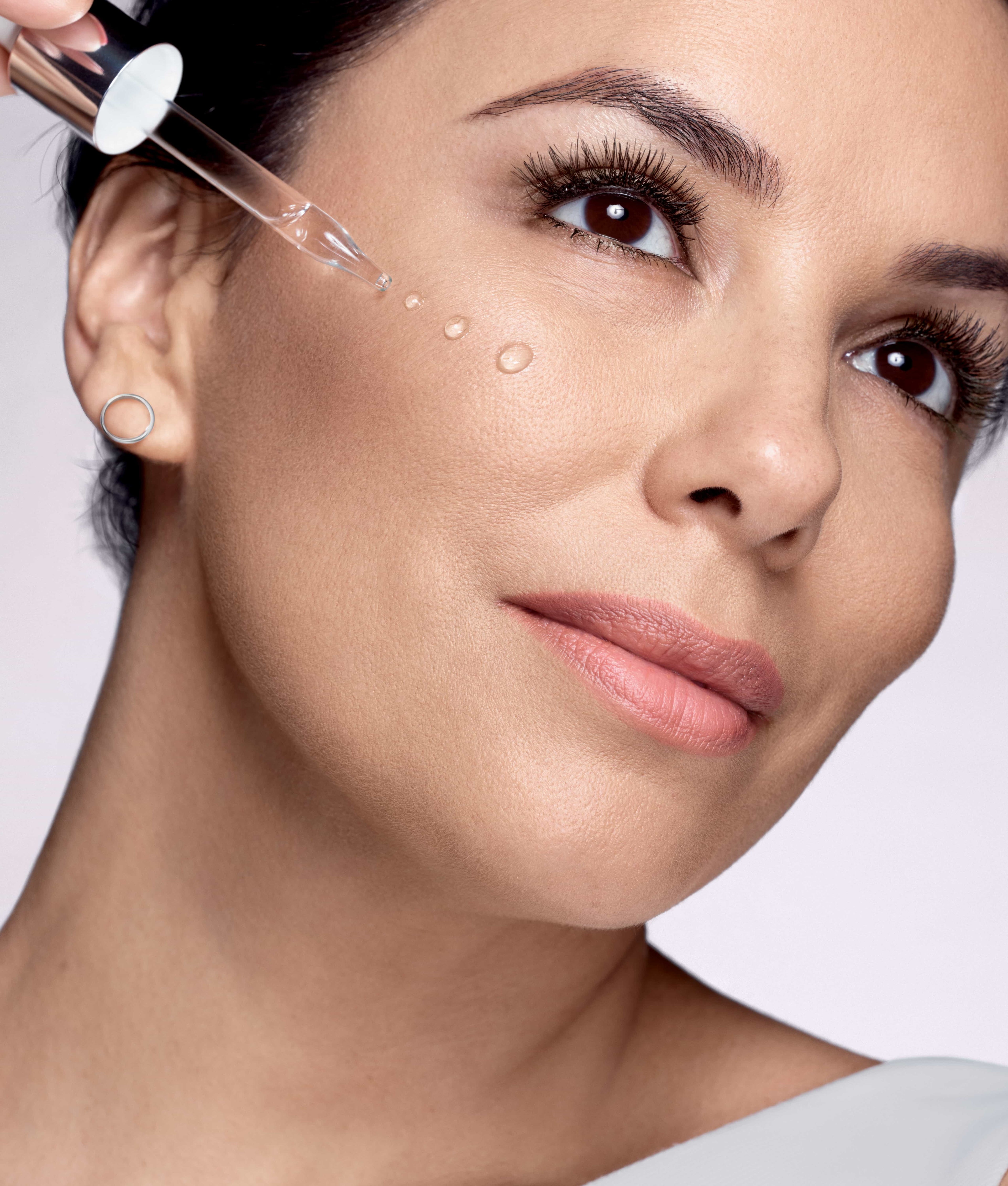 Pleťové sérum Revitalift Filler s 1,5% obsahem kys. hyaluronové (HA), L'ORÉAL PARIS, 399,90 Kč