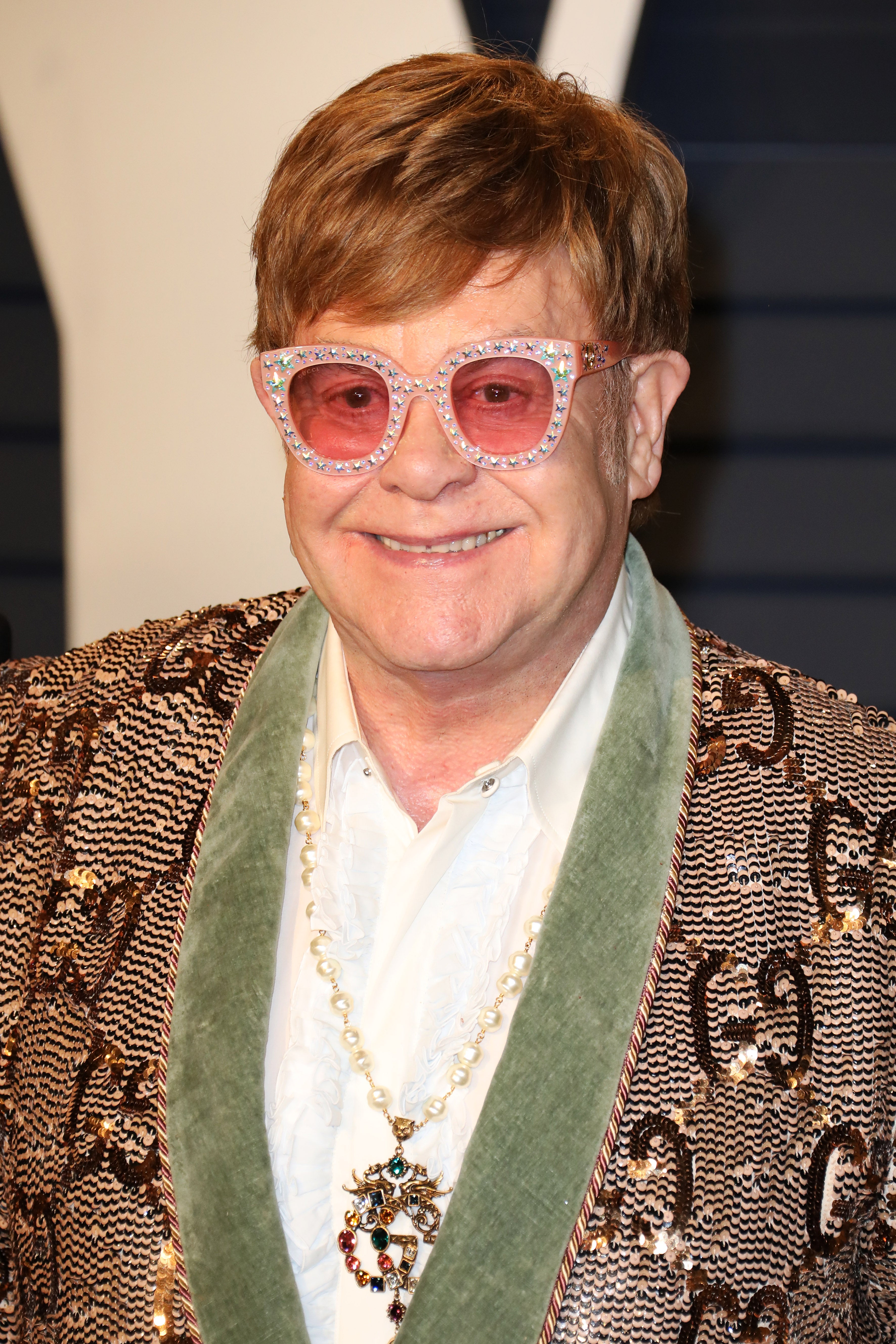 Elton John, narozen 25. března Elton John, narozen 25. března