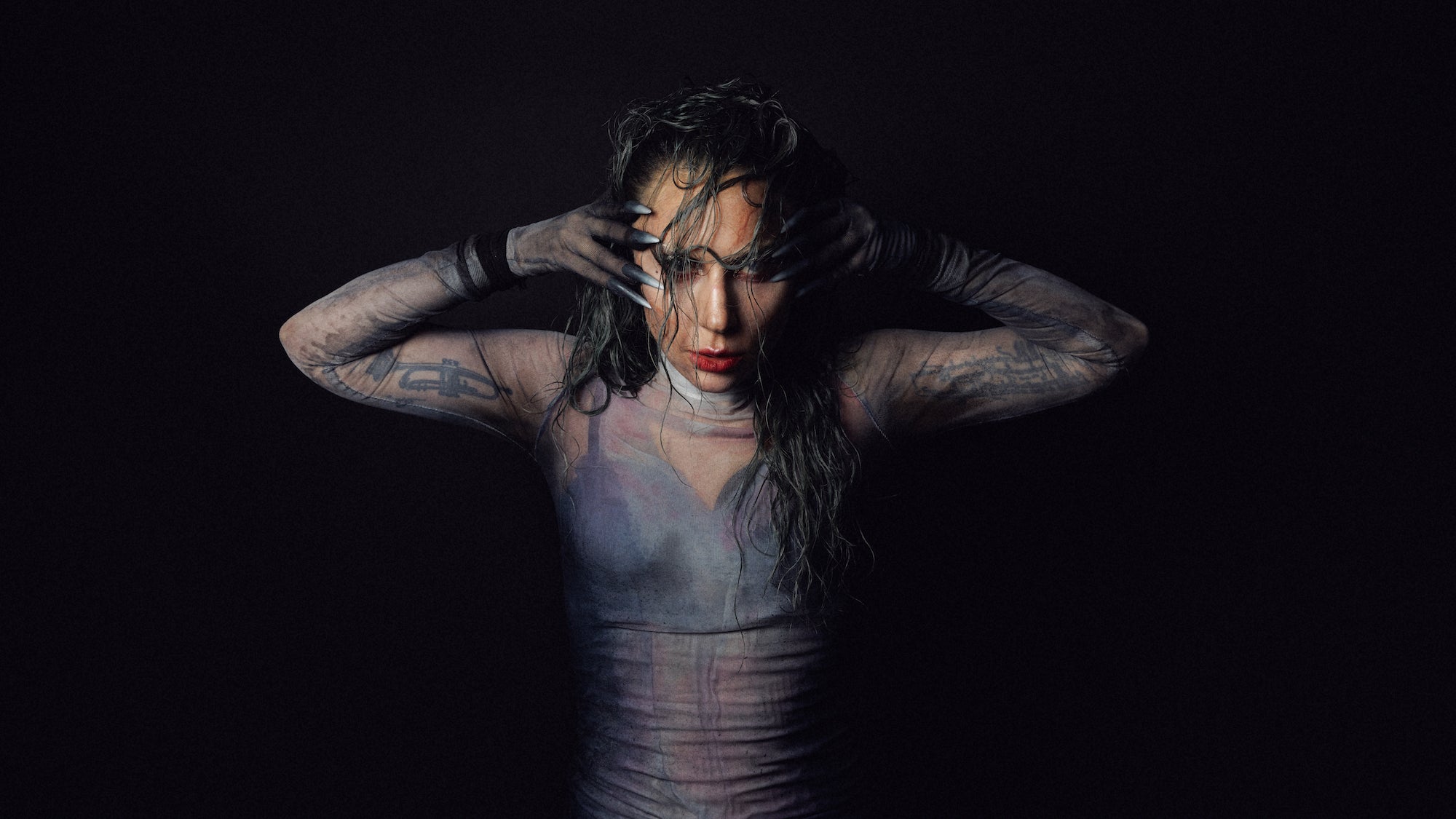 Svůdná temnota volá. Užijte si Scorpio Season s playlistem v rytmu female rage