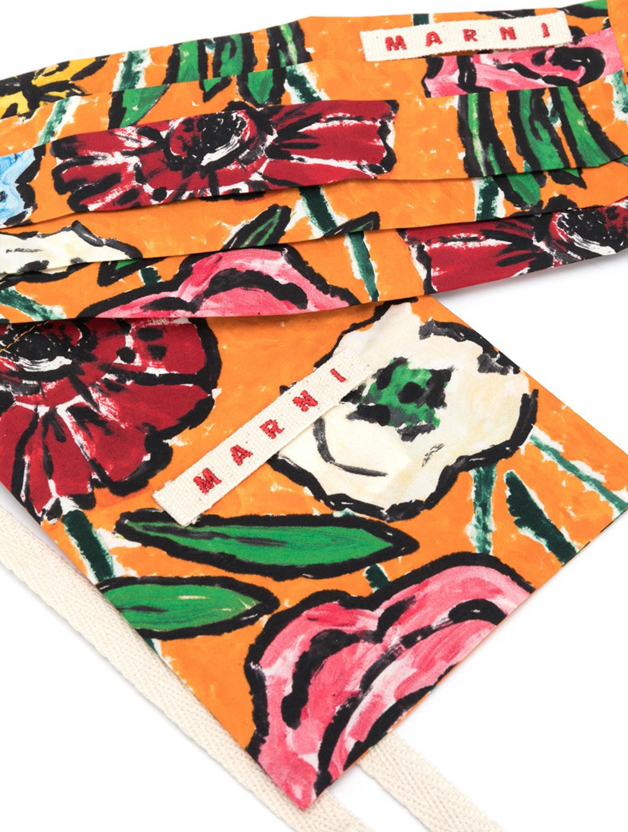 Marni uvádí roušky z upcyklované bavlny 