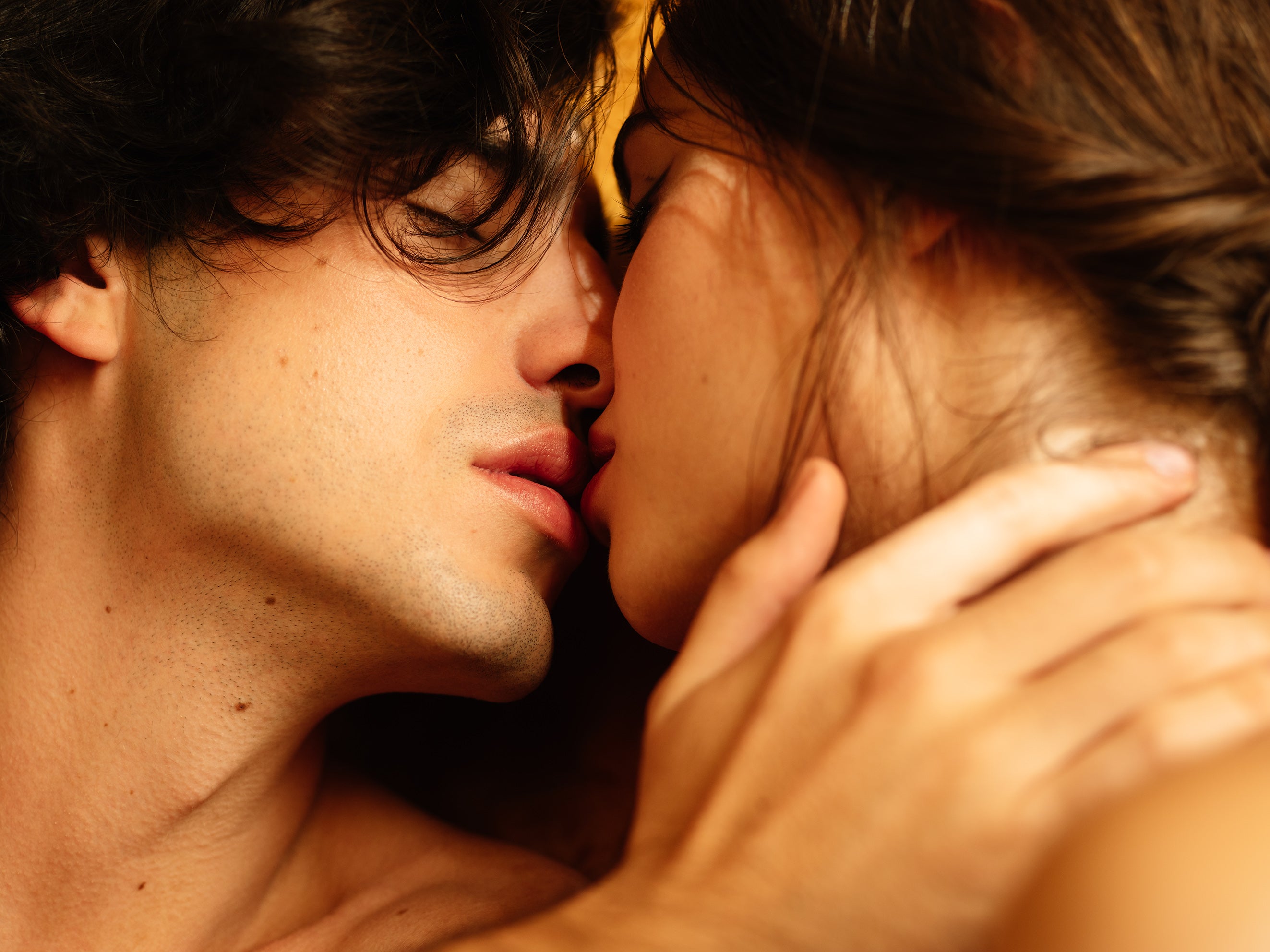 Šeptej tiše... Parfém plný touhy Made in Czech