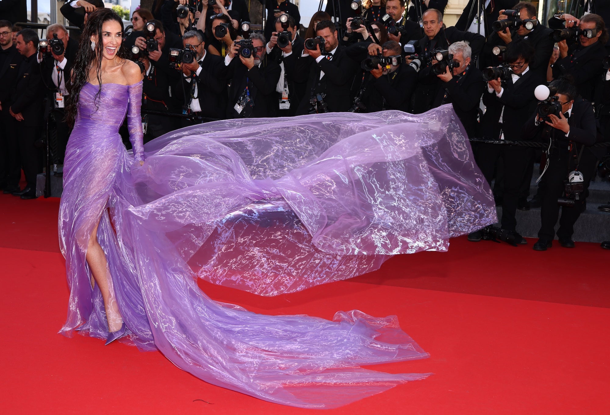 Hvězdy v Cannes 2026: Co všechno se děje na červeném koberci během filmového festivalu