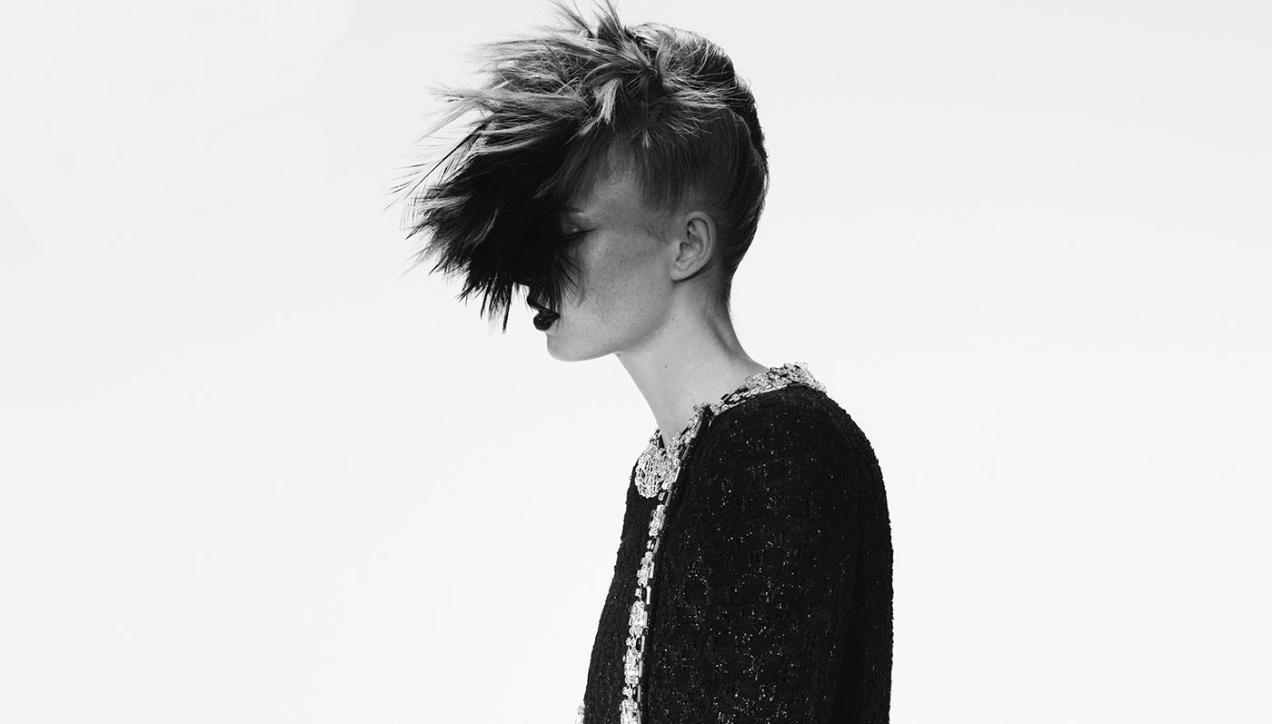 Chanel Haute Couture: Trochu punk, trochu princezna a hodně Karl