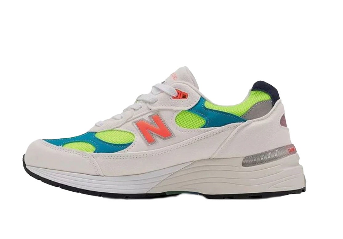 992 Made in USA White Neon, NEW BALANCE, prodává Kickscrew, 167 €