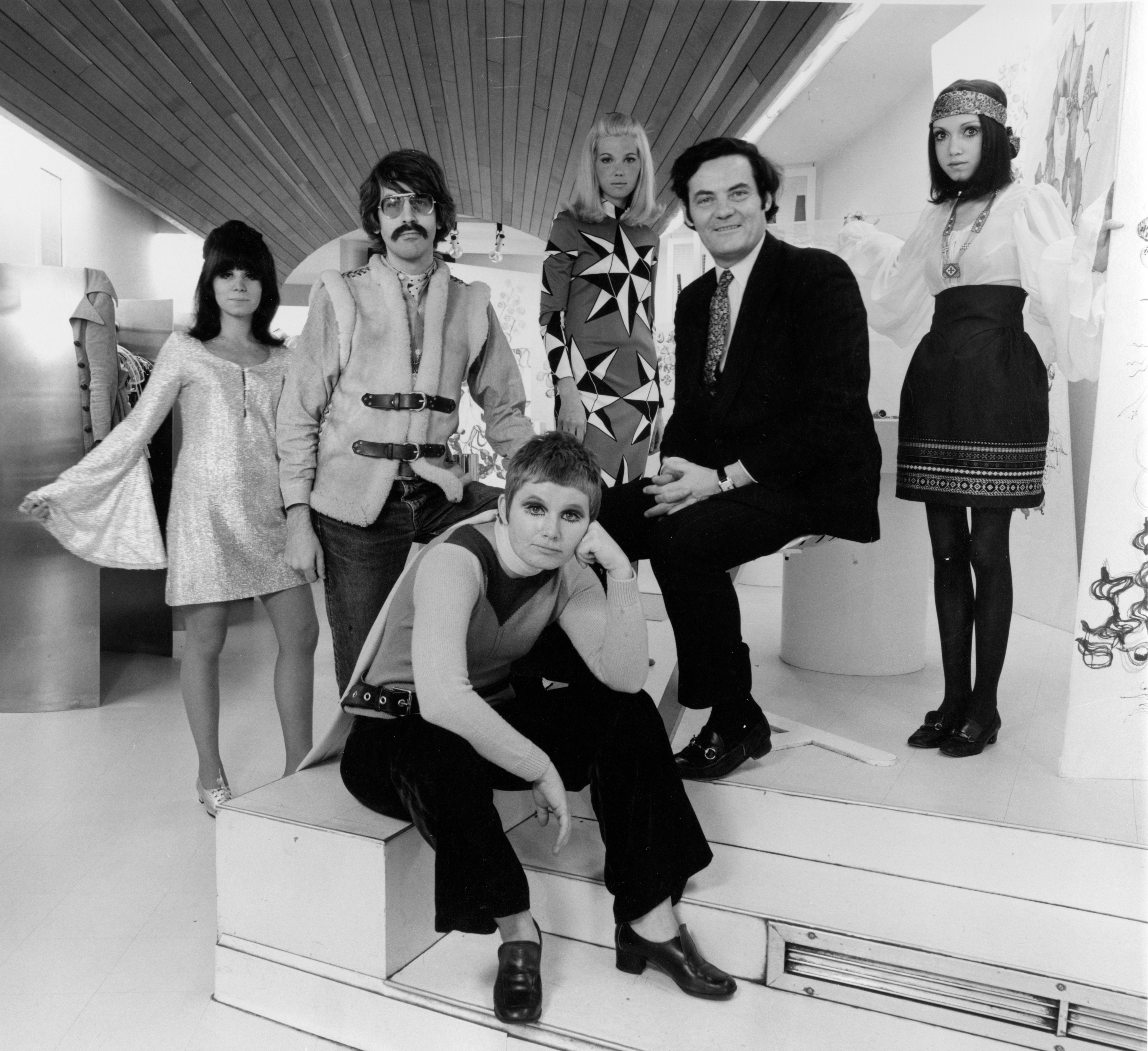 Paul Young, Mike Mott, Betsey Johnson s modelkami, 1968 Paul Young, Mike Mott, Betsey Johnson s modelkami, 1968