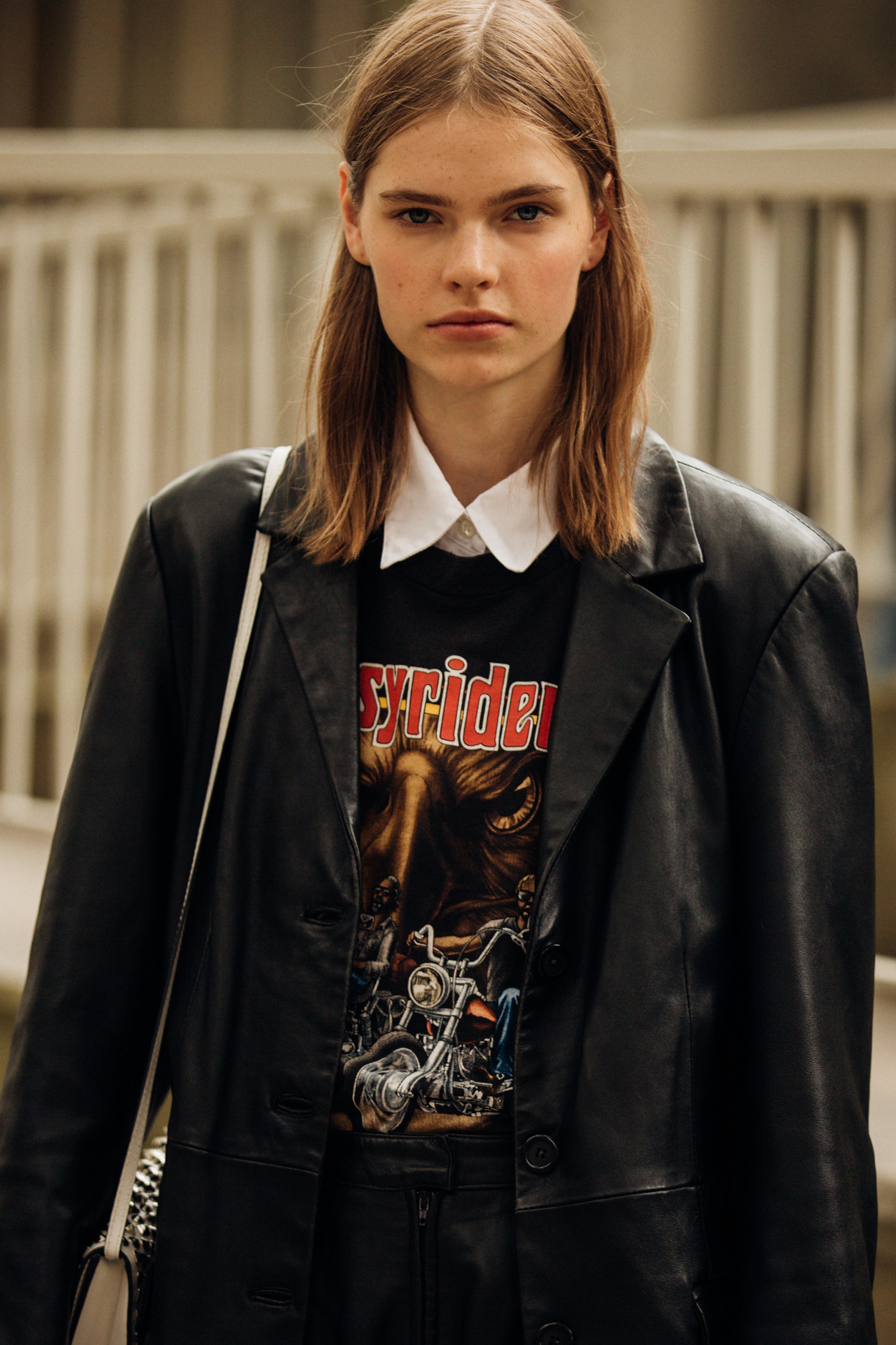 Autor: Jonathan Daniel Pryce