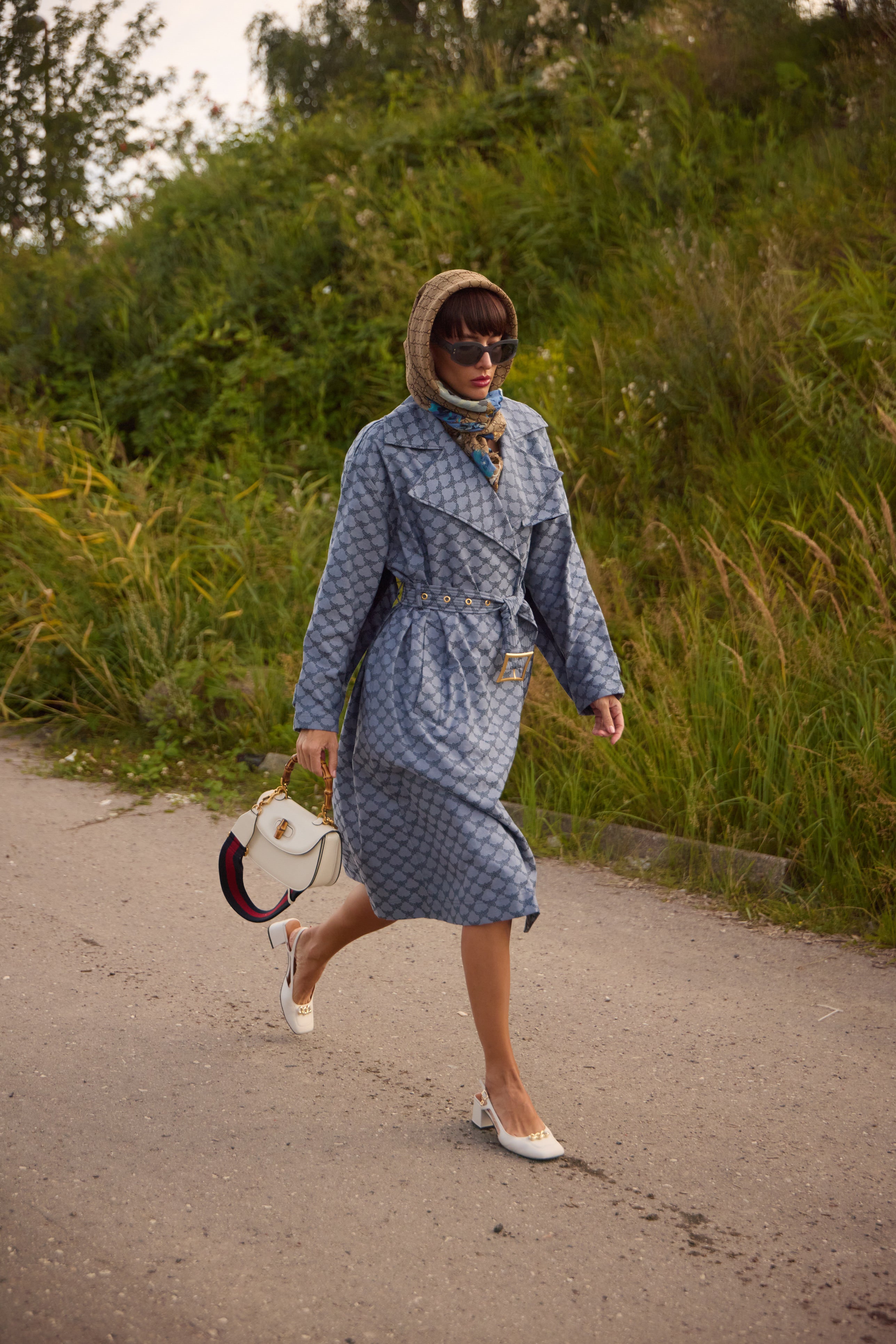 Denimový kabát: klasika s příchutí rebelství