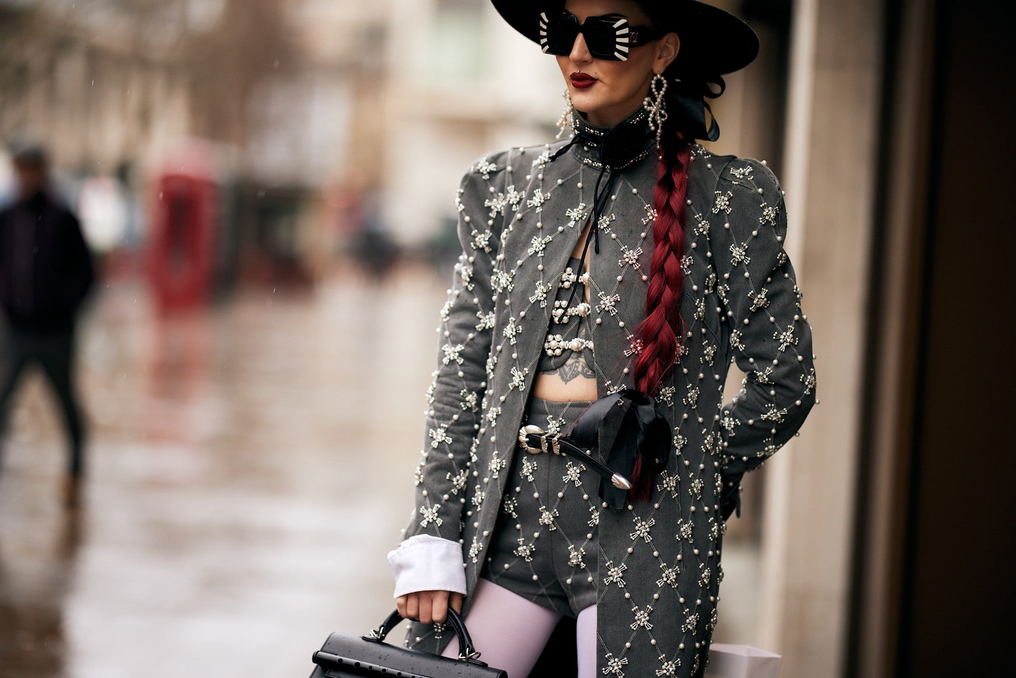 Street style London Fashion Week, březen 2025