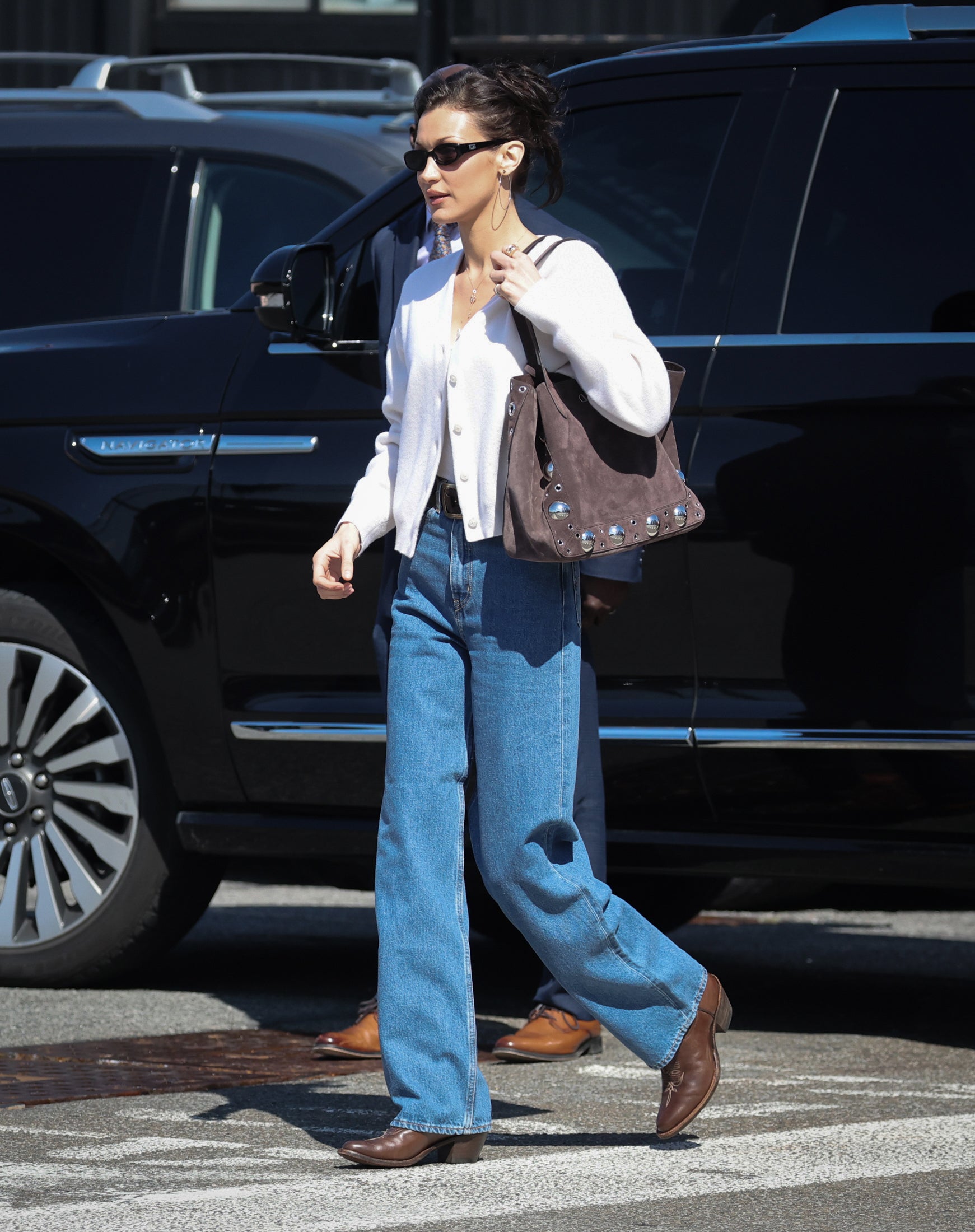 Bella Hadid ukázala kabelku, která má ambici stát se novou it-bag