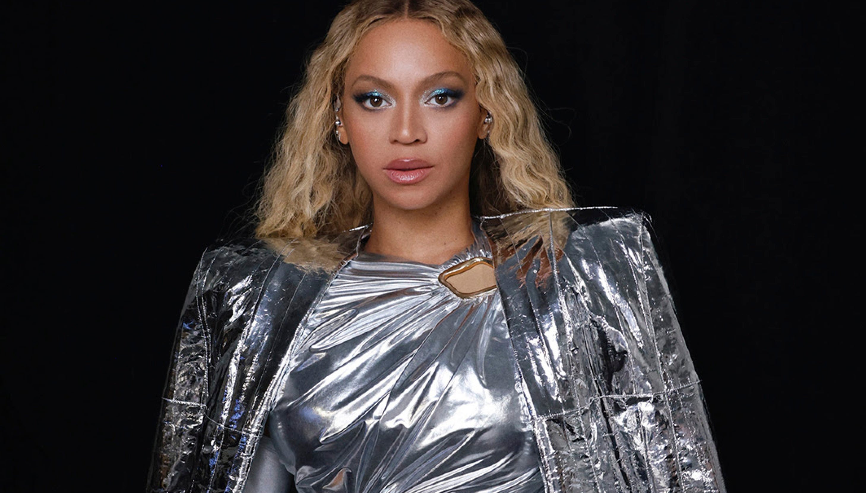 Klíčové outfity Beyoncé z turné Renaissance, které můžete obdivovat na velkém plátně