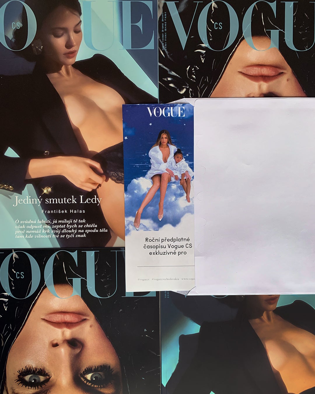 Darujte pod stromeček roční předplatné Vogue CS. Vánoční voucher s Kylie Jenner a Stormi si můžete stáhnout ihned po objednání, kupujte na Vogue CS, od 999 Kč/39 €. Další nabídky předplatného s dárkem najdete zde.