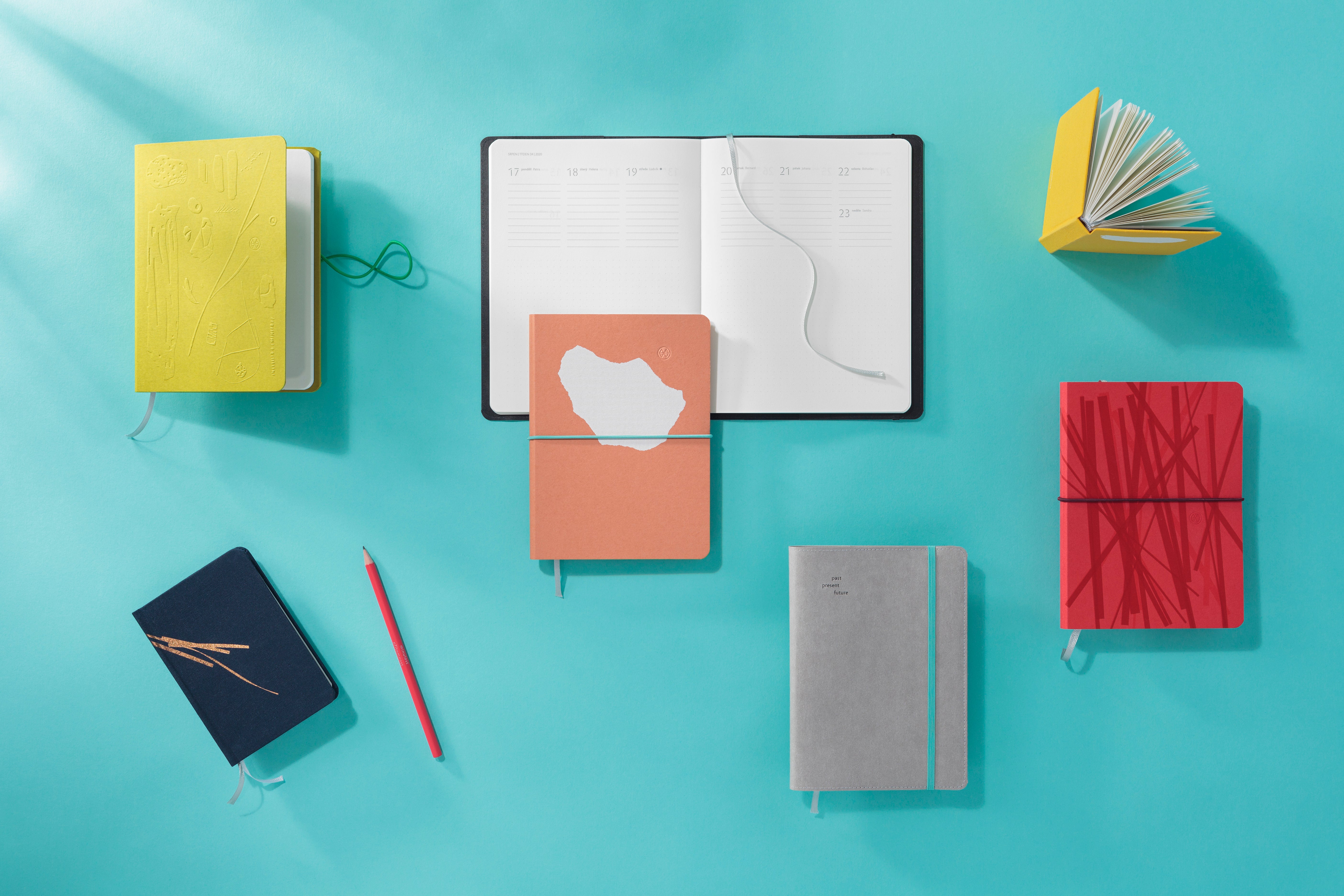 Autor: Archiv značek Voala a Papelote Autor: Archiv značek Voala a Papelote