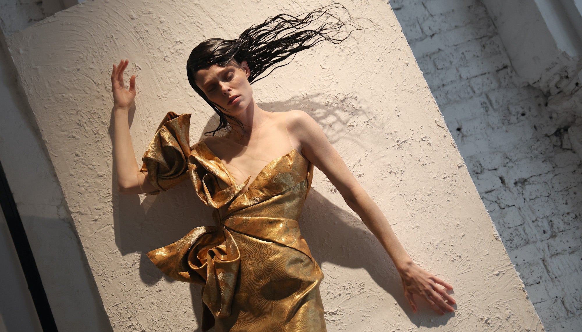 Když jsem vyměnila sprchový gel za tento produkt, moje suchá kůže se okamžitě zlepšila