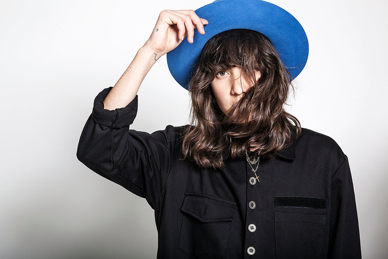 Návrhářka Sju Smatanová se svou buřinkou