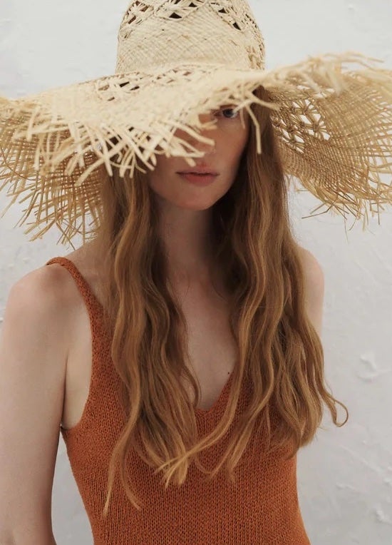 Slamák se širokou krempou, RUSLAN BAGINSKIY