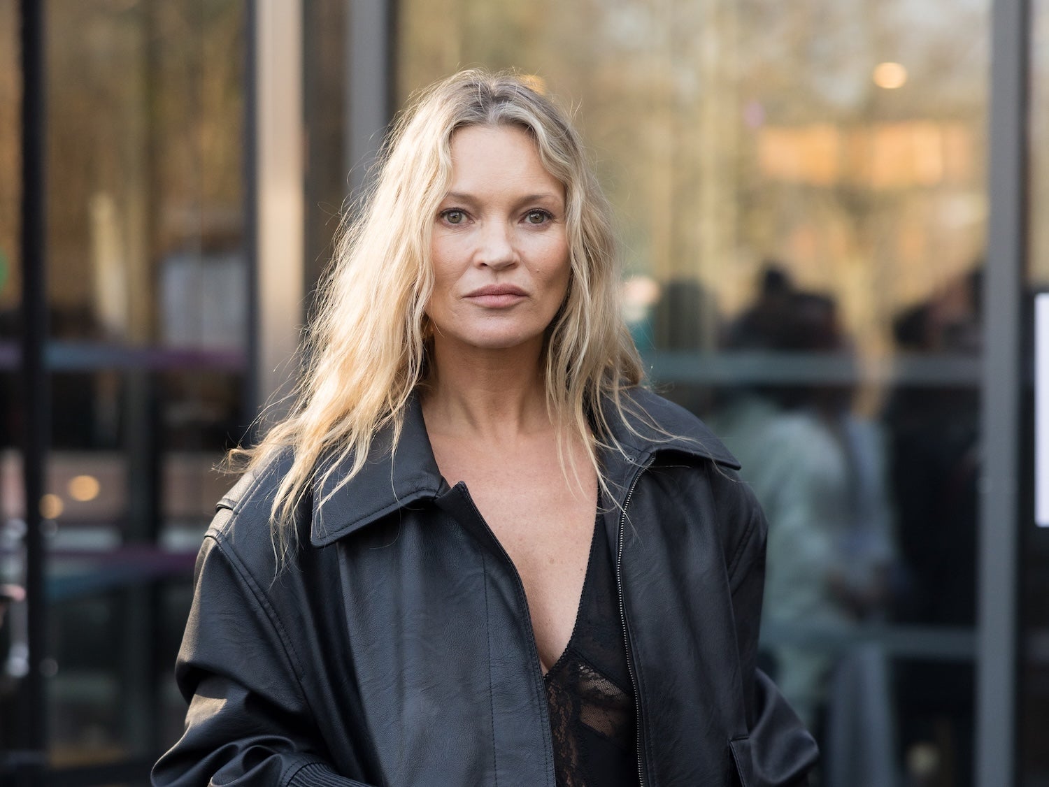 Kate Moss se oficiálně přidala do fanklubu neviditelného make-upu