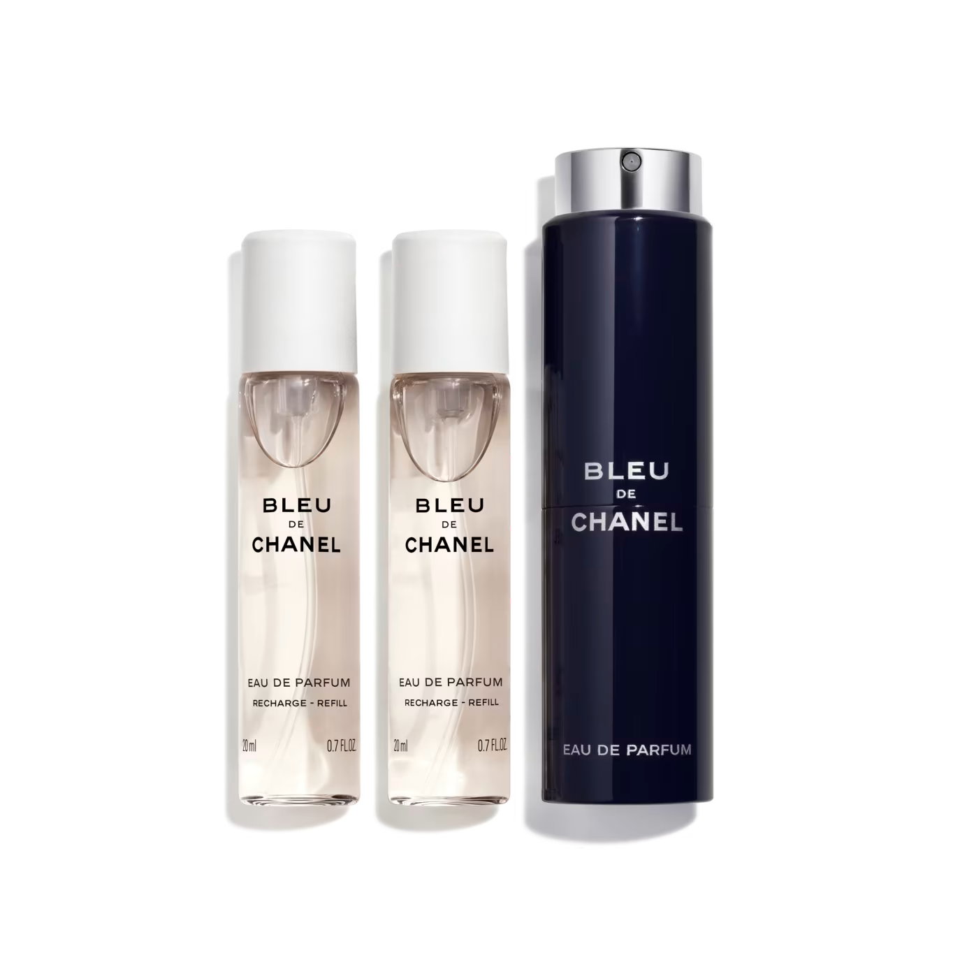 Znovunaplnitelný flakon Bleu de Chanel Twist and Spray se třemi náplněmi, CHANEL, 3 300 Kč